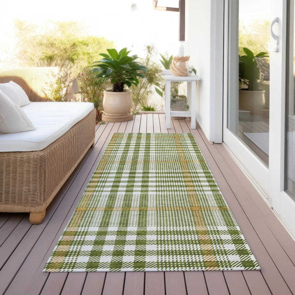 Machine Washable Indoor/ Outdoor Plaid Chantille Rug