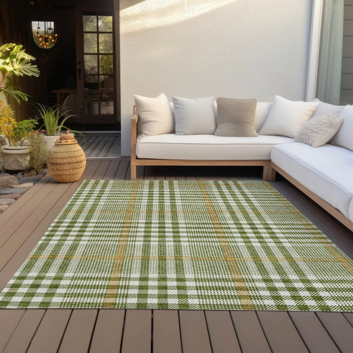 Machine Washable Indoor/ Outdoor Plaid Chantille Rug