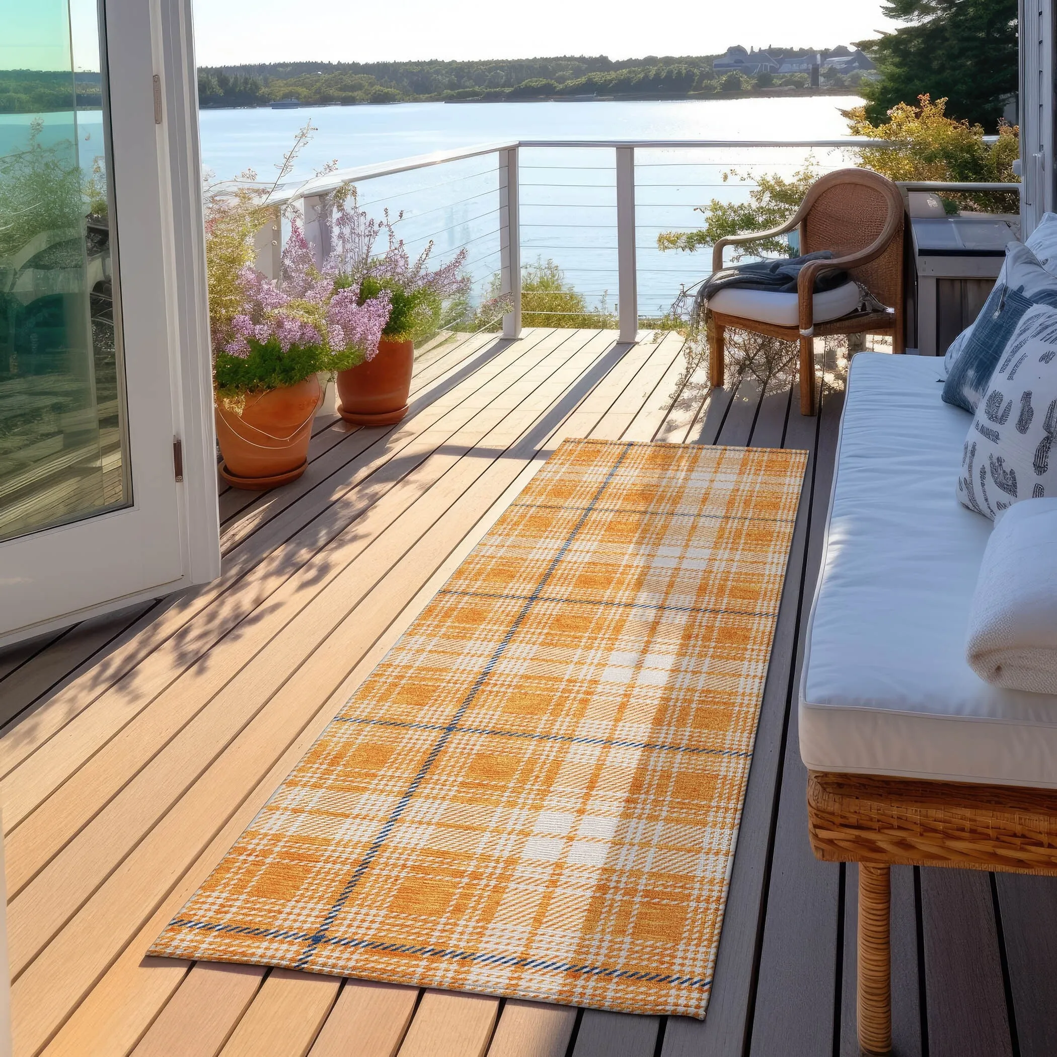 Machine Washable Indoor/ Outdoor Plaid Chantille Rug