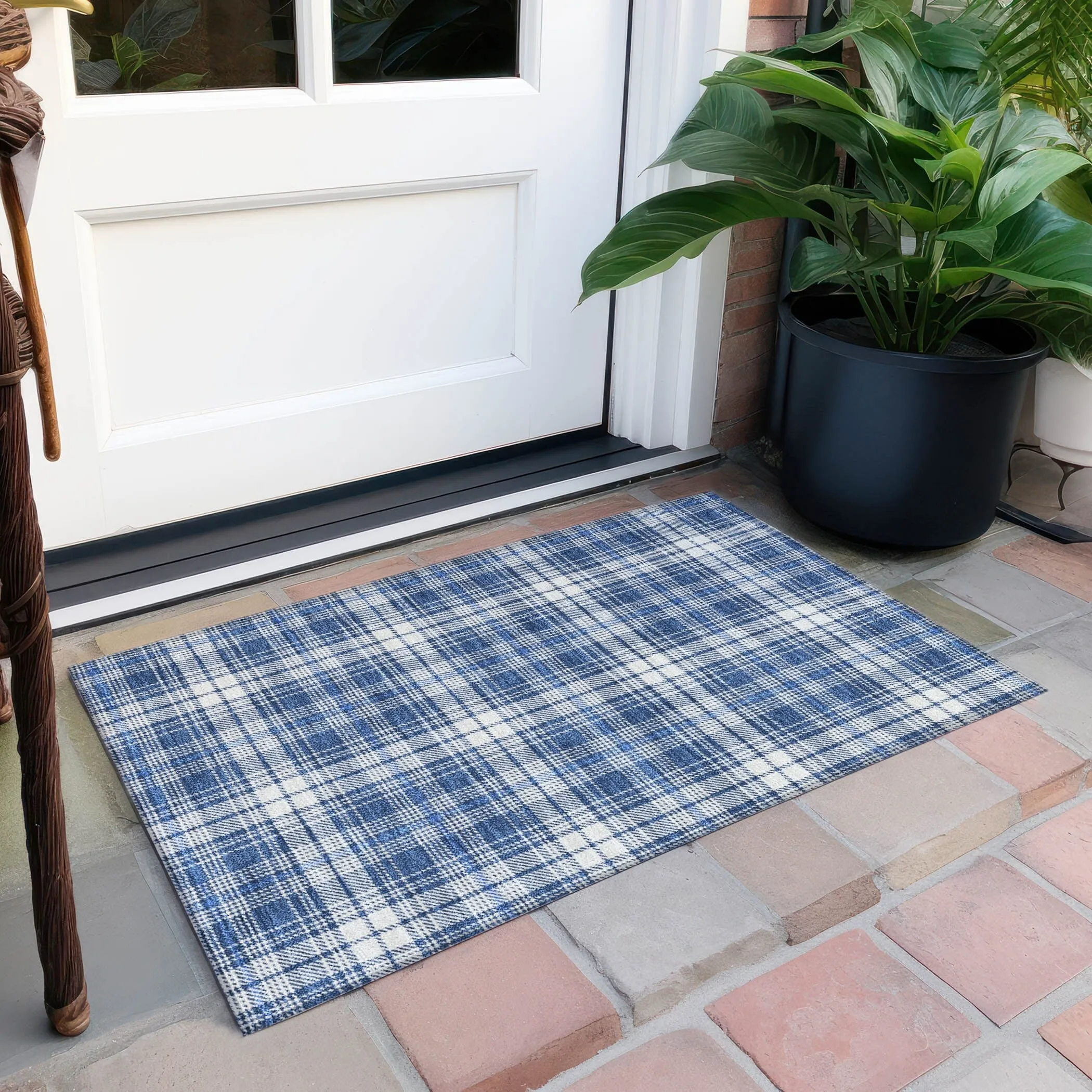 Machine Washable Indoor/ Outdoor Plaid Chantille Rug