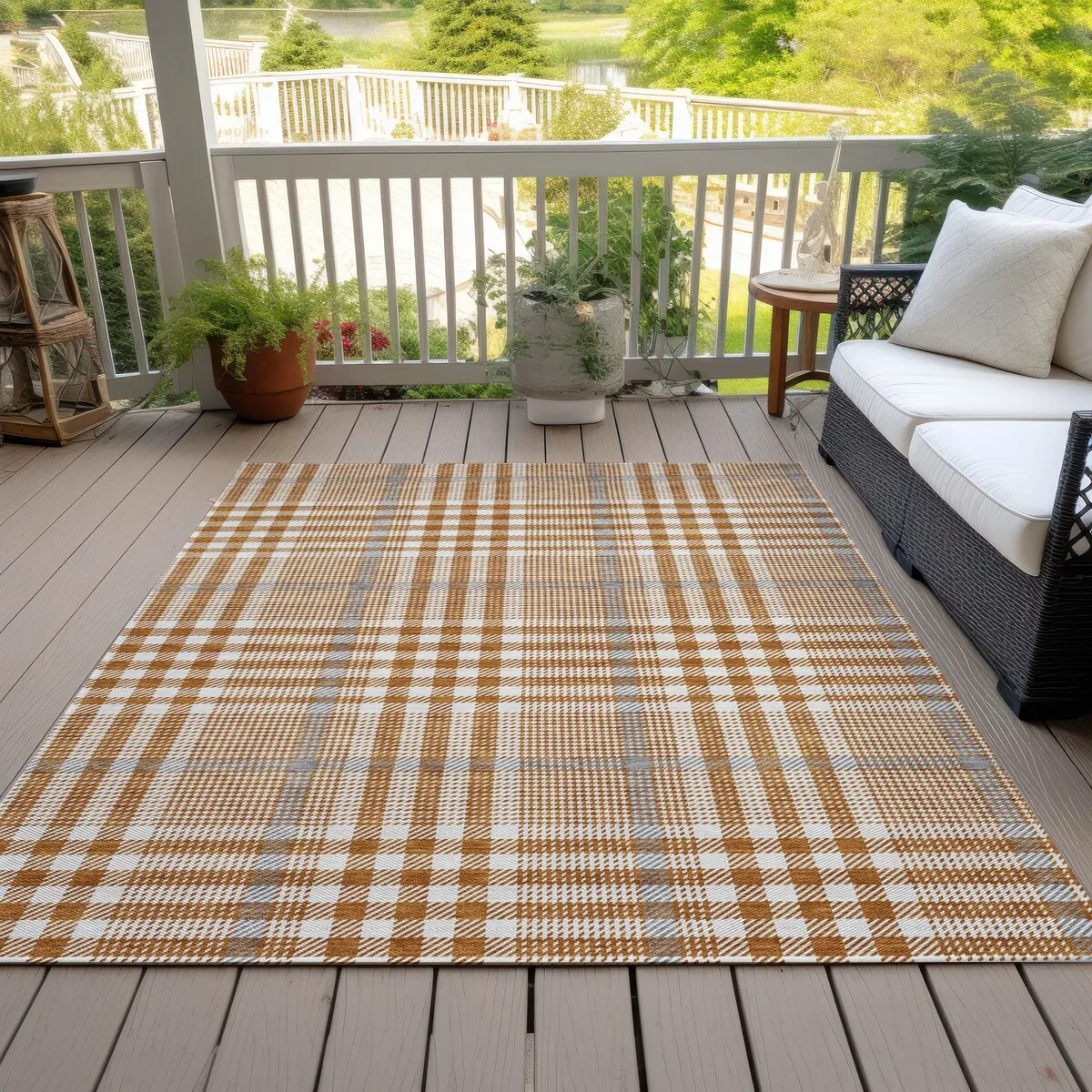 Machine Washable Indoor/ Outdoor Plaid Chantille Rug