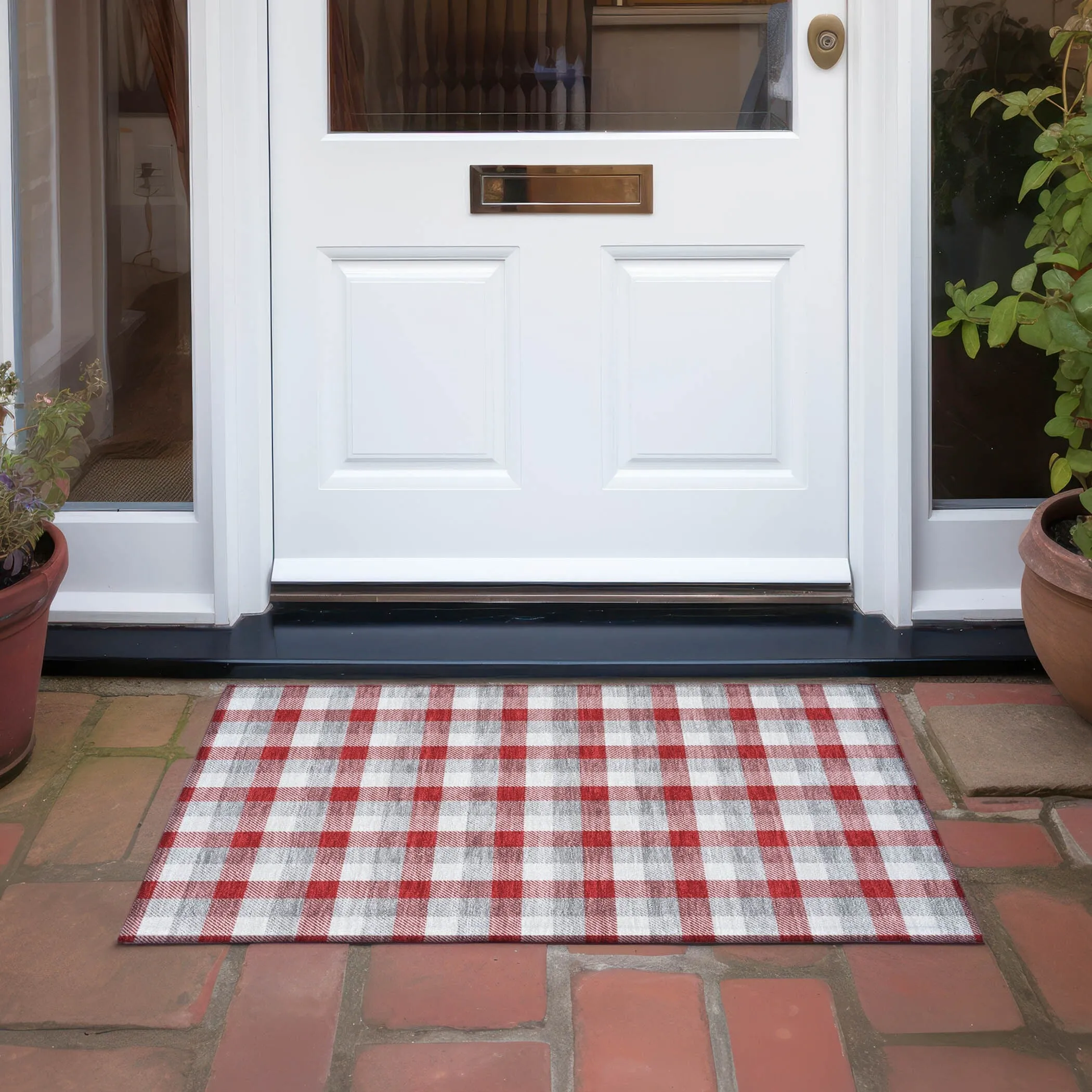 Machine Washable Indoor/ Outdoor Plaid Chantille Rug