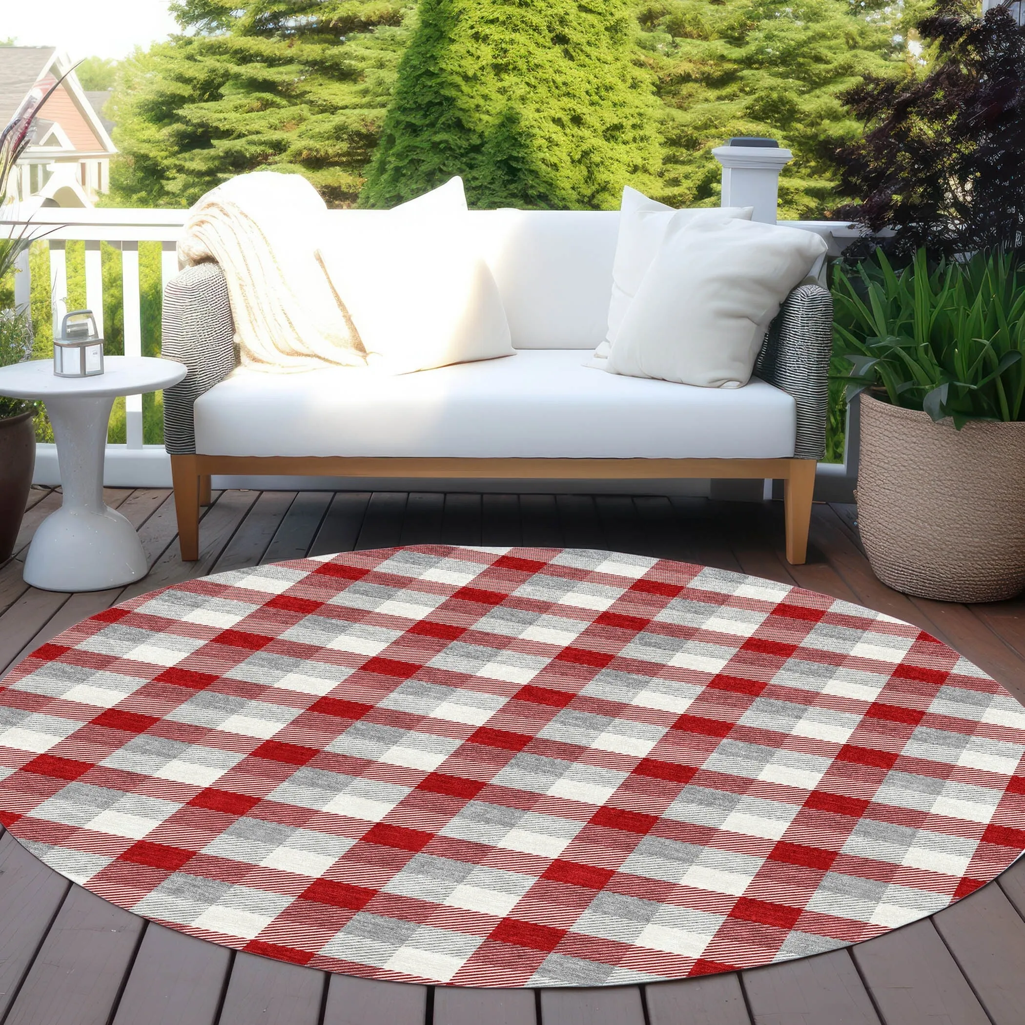 Machine Washable Indoor/ Outdoor Plaid Chantille Rug