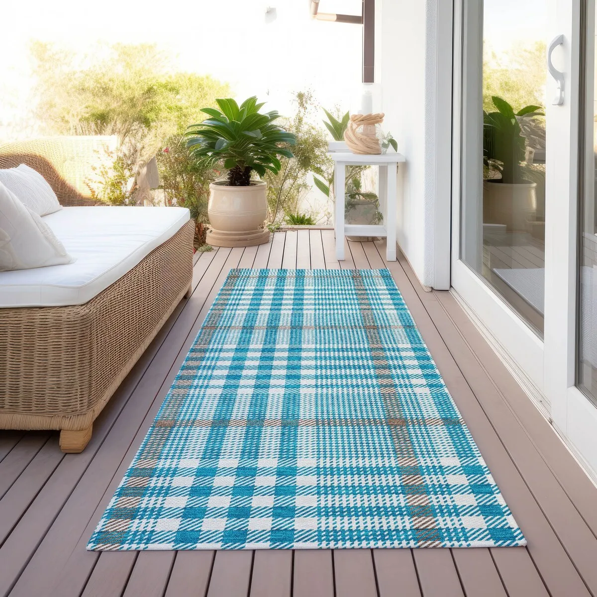 Machine Washable Indoor/ Outdoor Plaid Chantille Rug