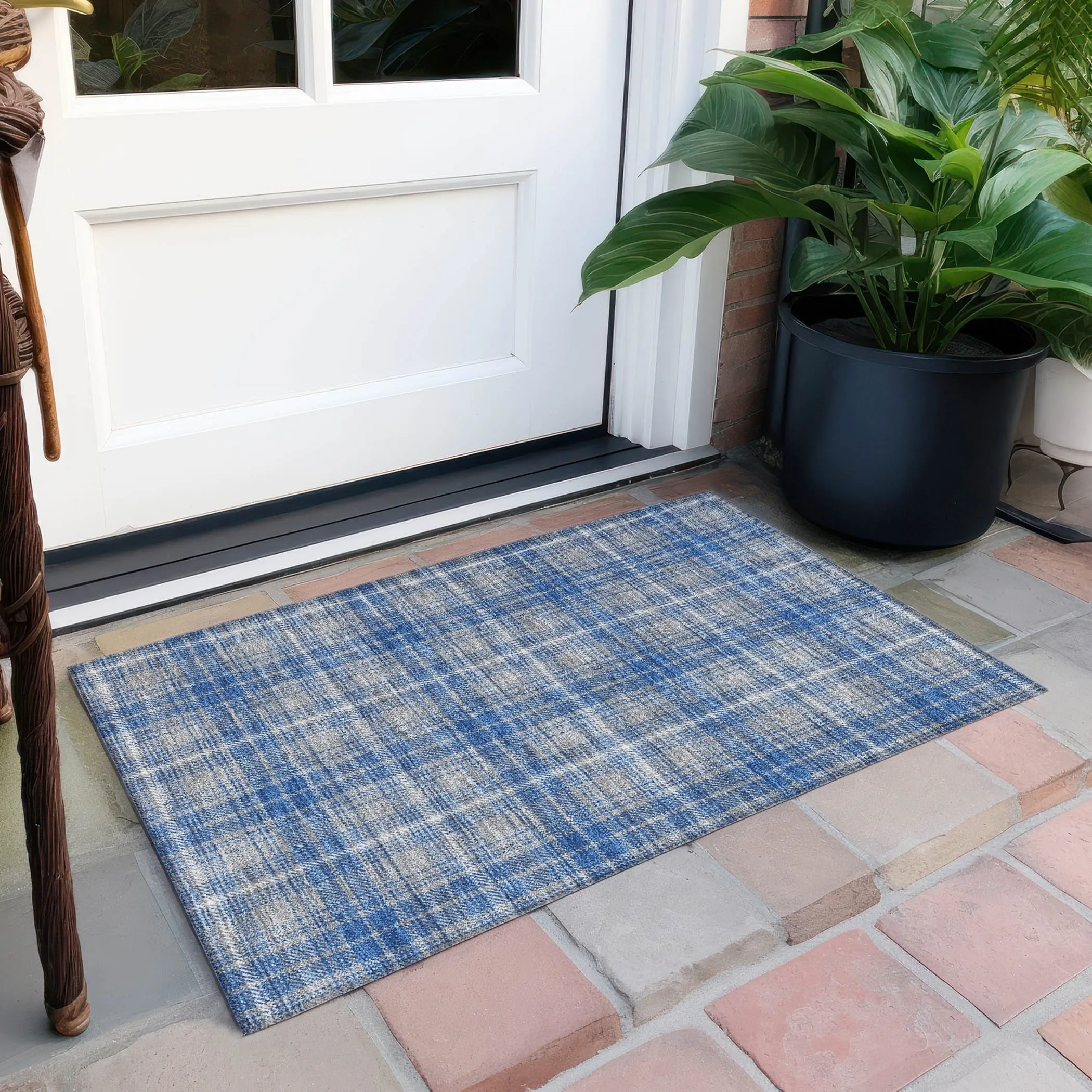 Machine Washable Indoor/ Outdoor Plaid Chantille Rug