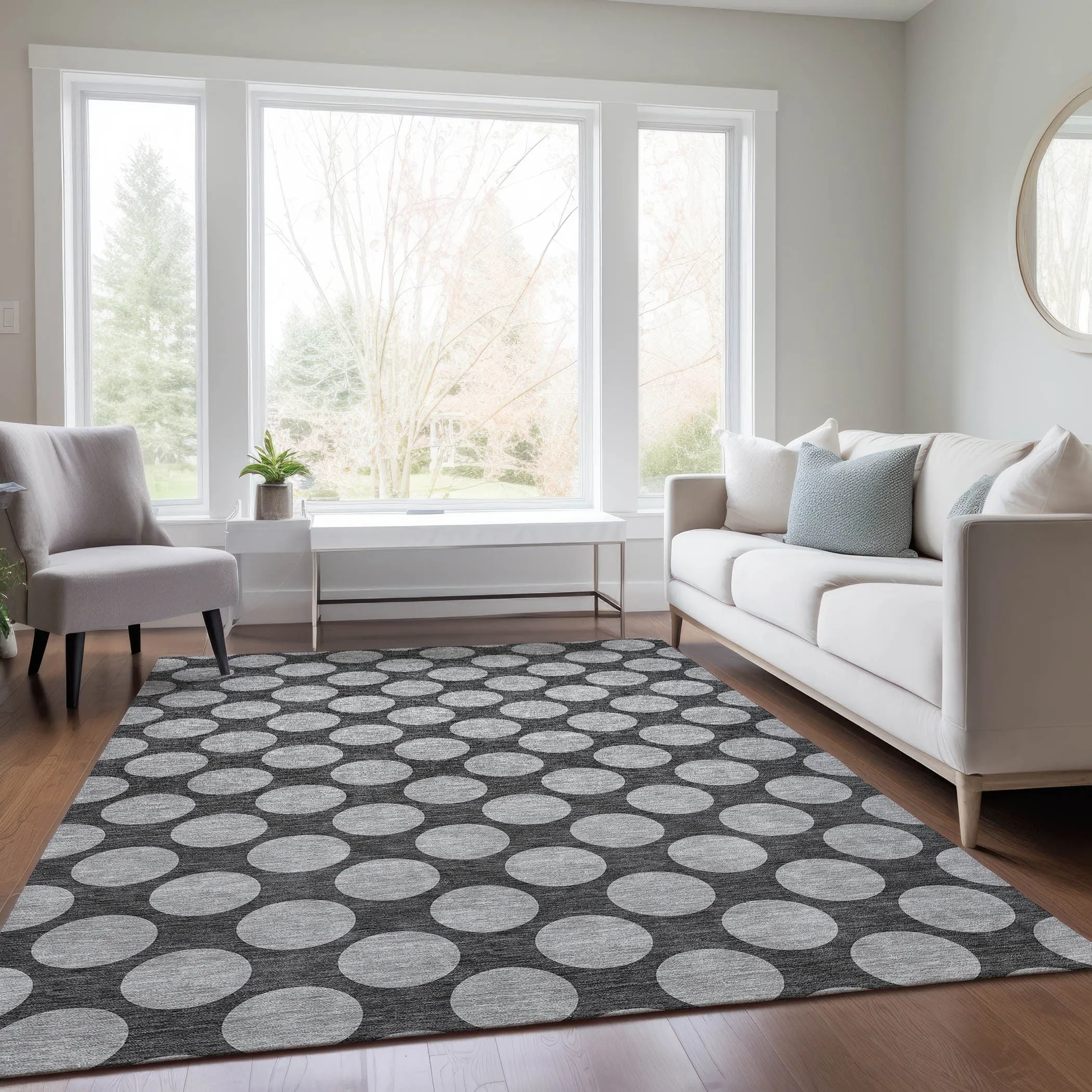 Machine Washable Indoor/ Outdoor Polka Dots Chantille Rug