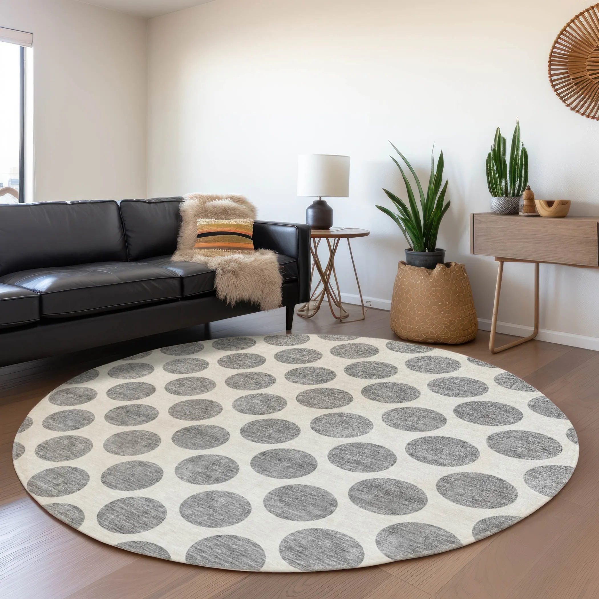 Machine Washable Indoor/ Outdoor Polka Dots Chantille Rug