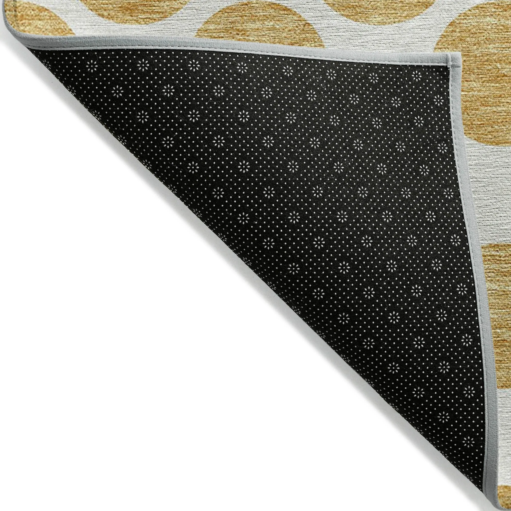 Machine Washable Indoor/ Outdoor Polka Dots Chantille Rug