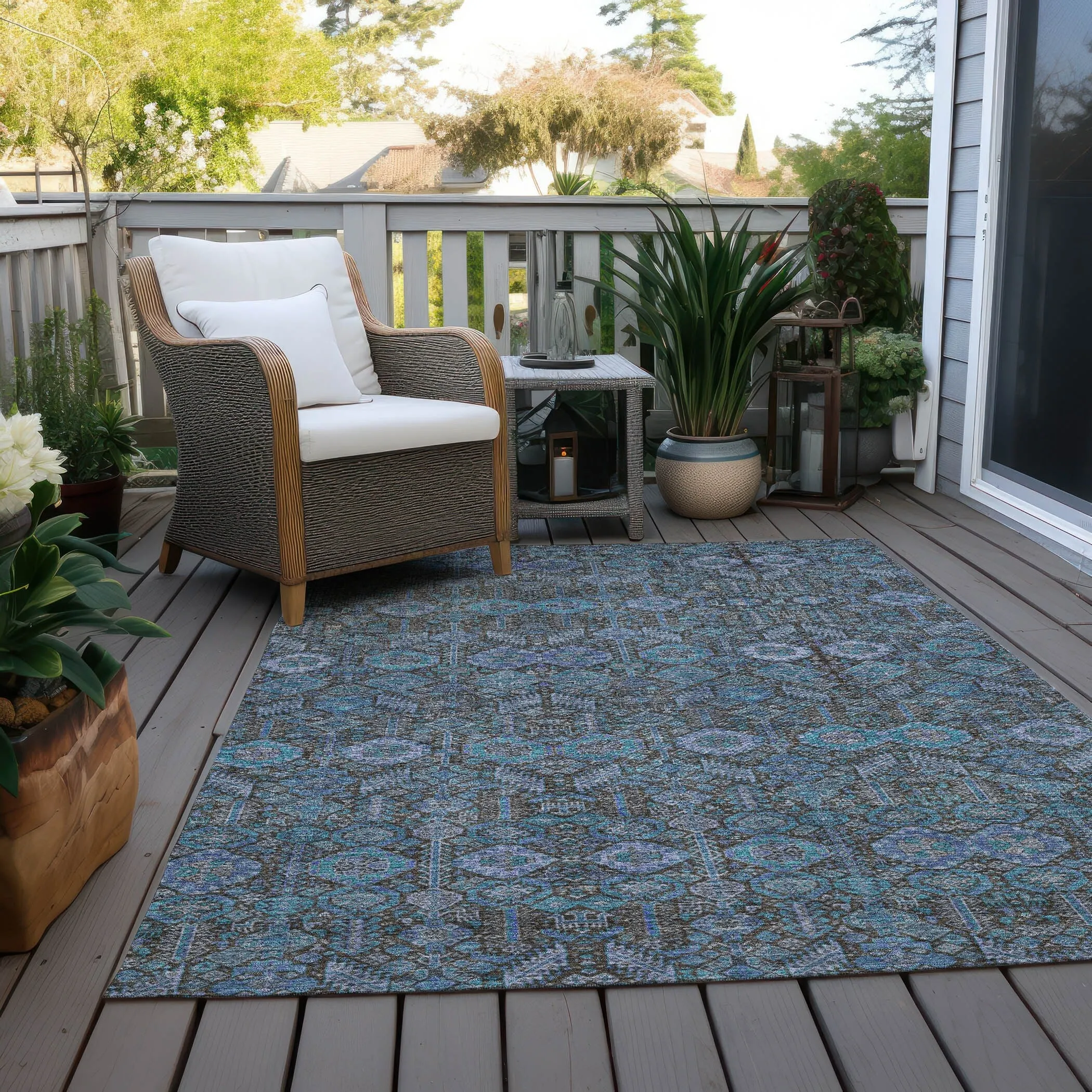 Machine Washable Indoor/ Outdoor Traditional Boho Chantille Rug
