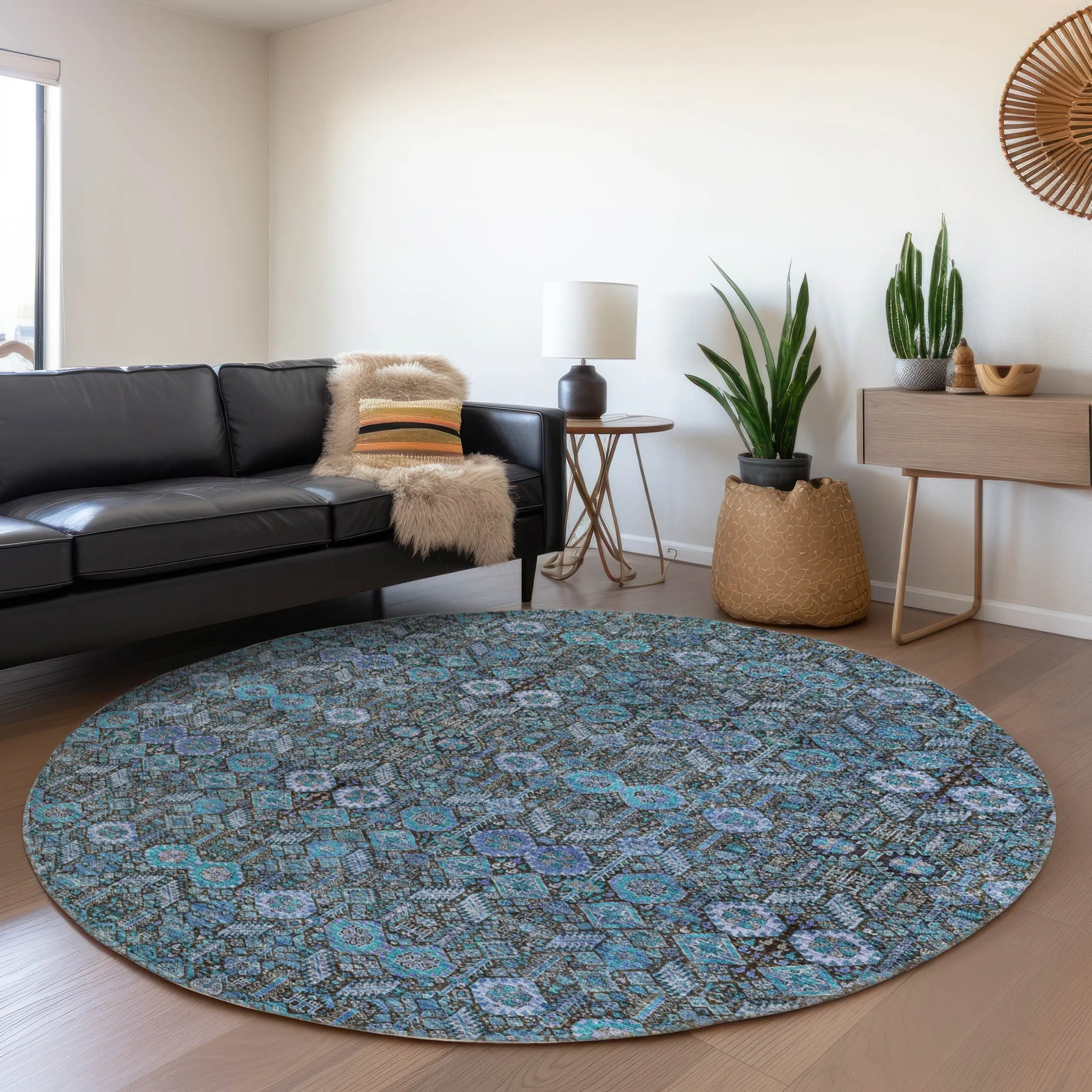 Machine Washable Indoor/ Outdoor Traditional Boho Chantille Rug