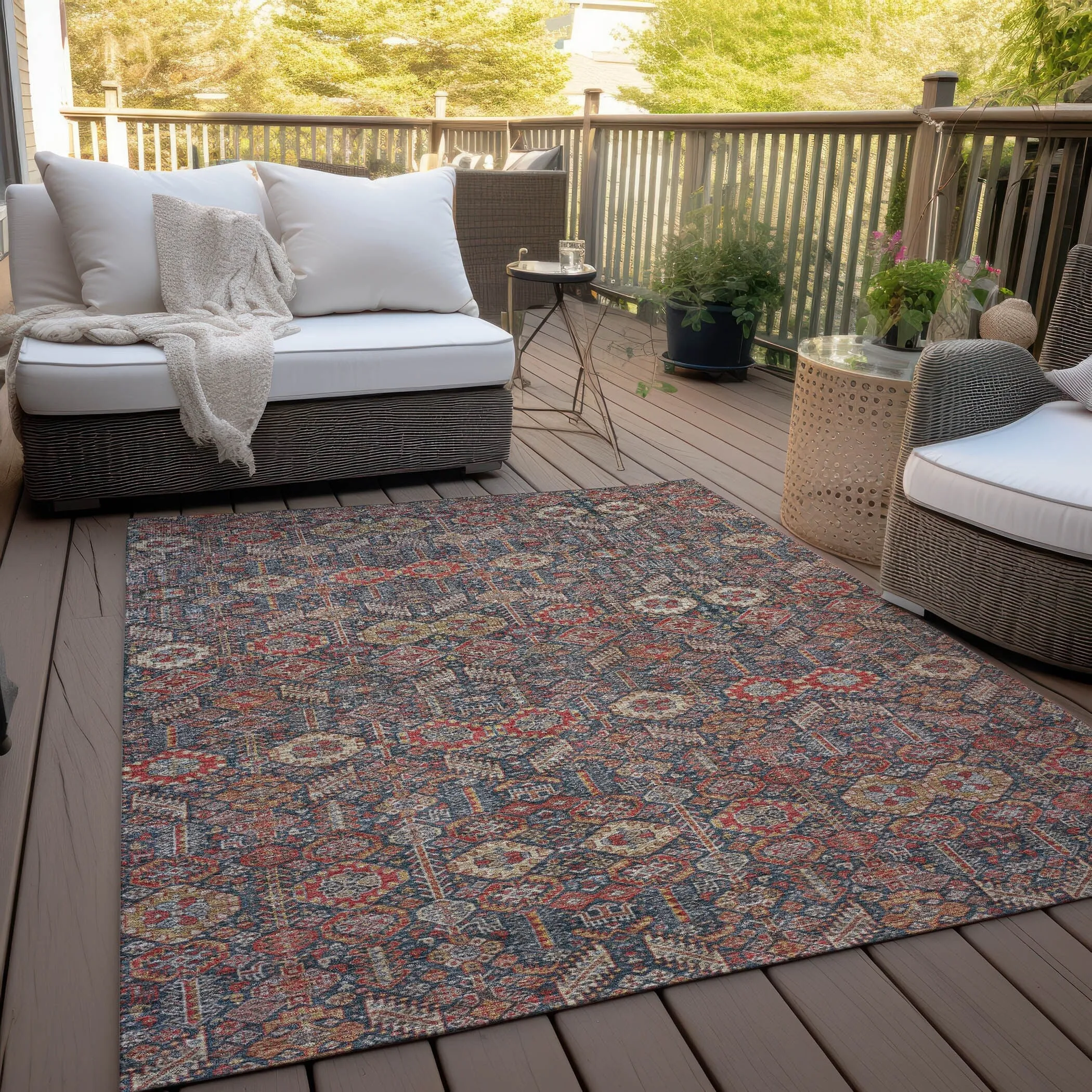 Machine Washable Indoor/ Outdoor Traditional Boho Chantille Rug