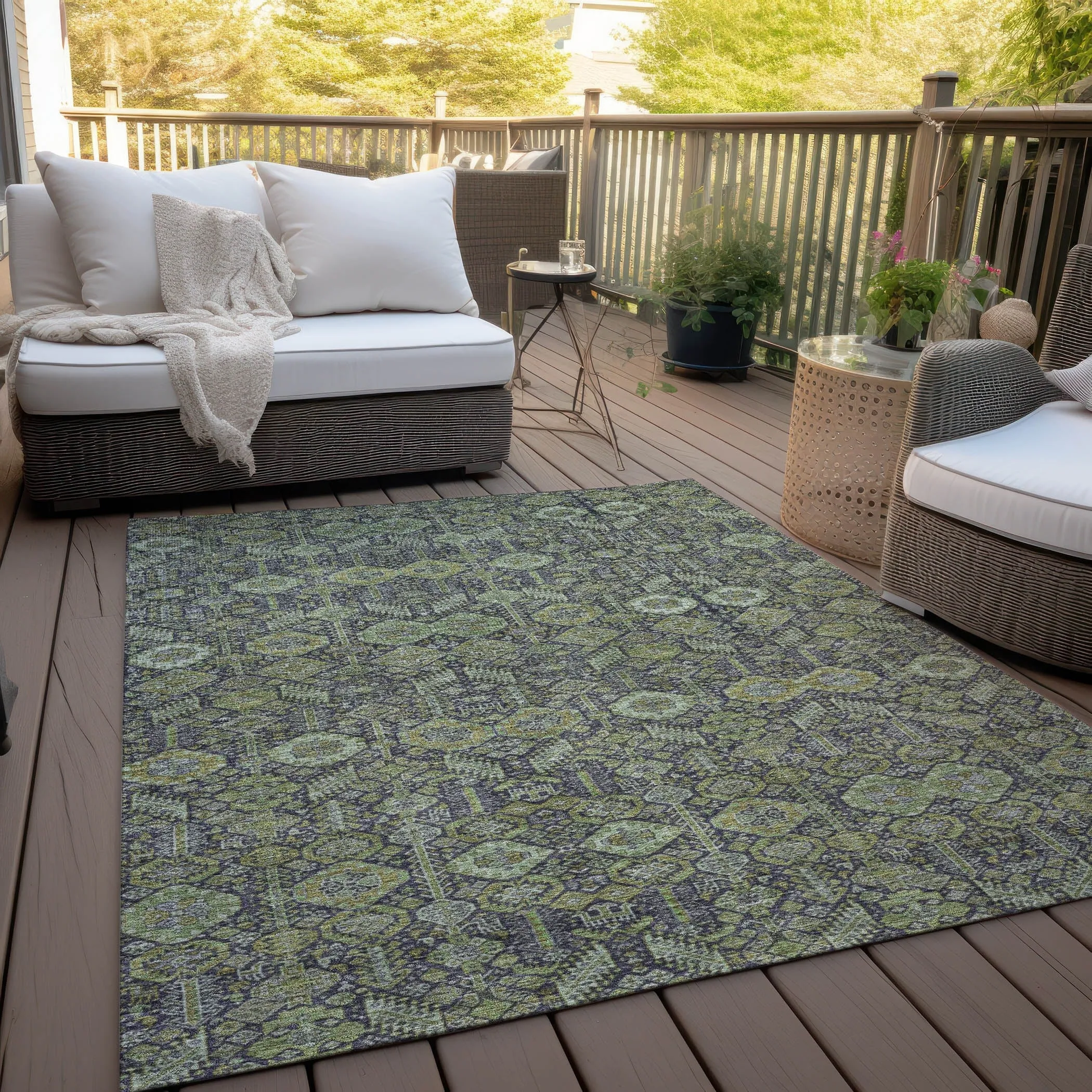 Machine Washable Indoor/ Outdoor Traditional Boho Chantille Rug