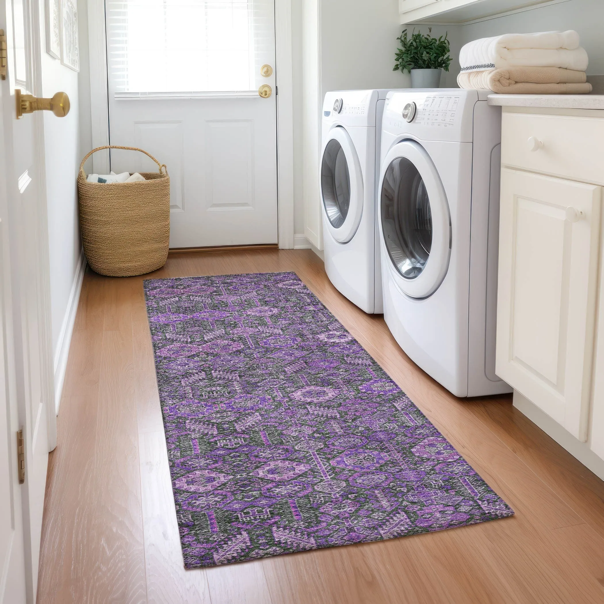 Machine Washable Indoor/ Outdoor Traditional Boho Chantille Rug