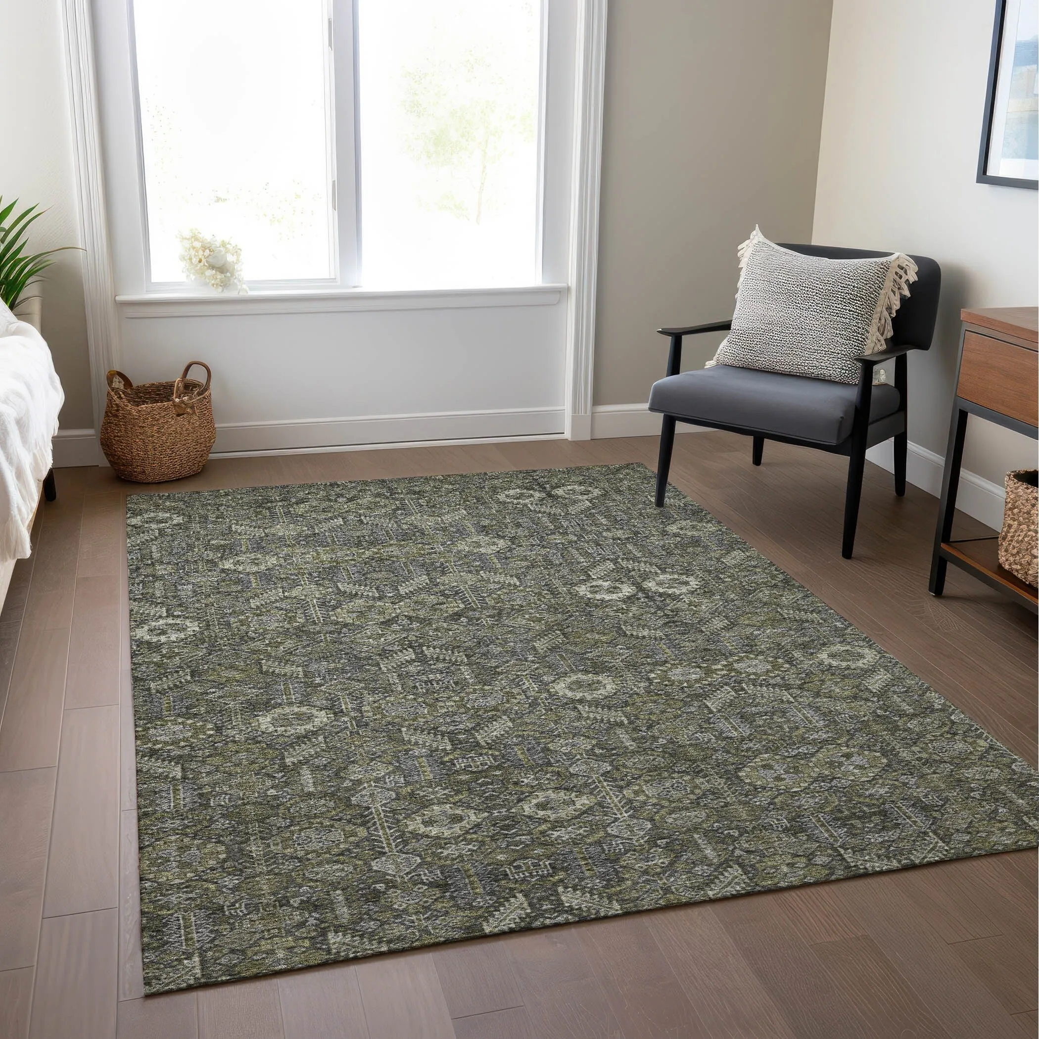 Machine Washable Indoor/ Outdoor Traditional Boho Chantille Rug