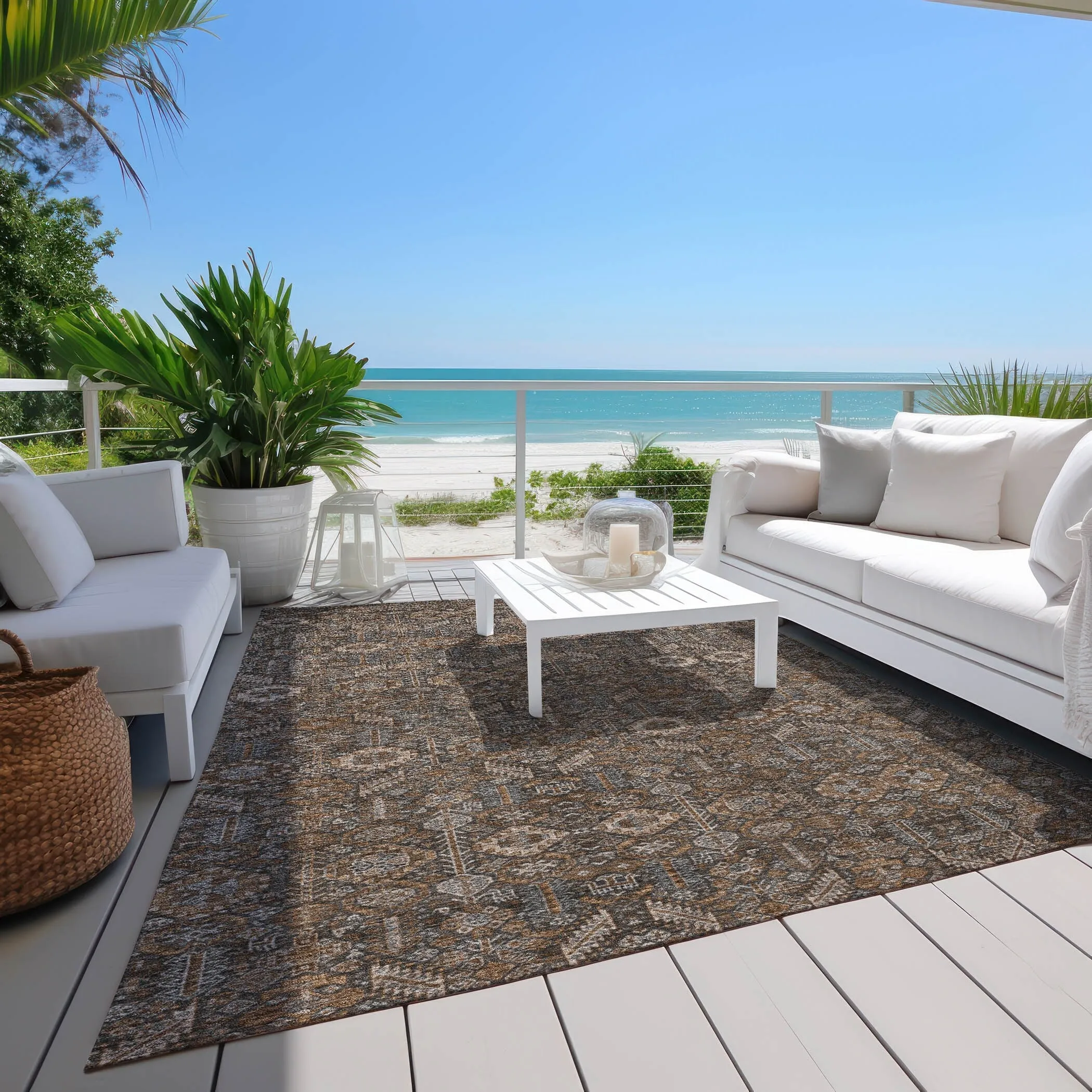 Machine Washable Indoor/ Outdoor Traditional Boho Chantille Rug