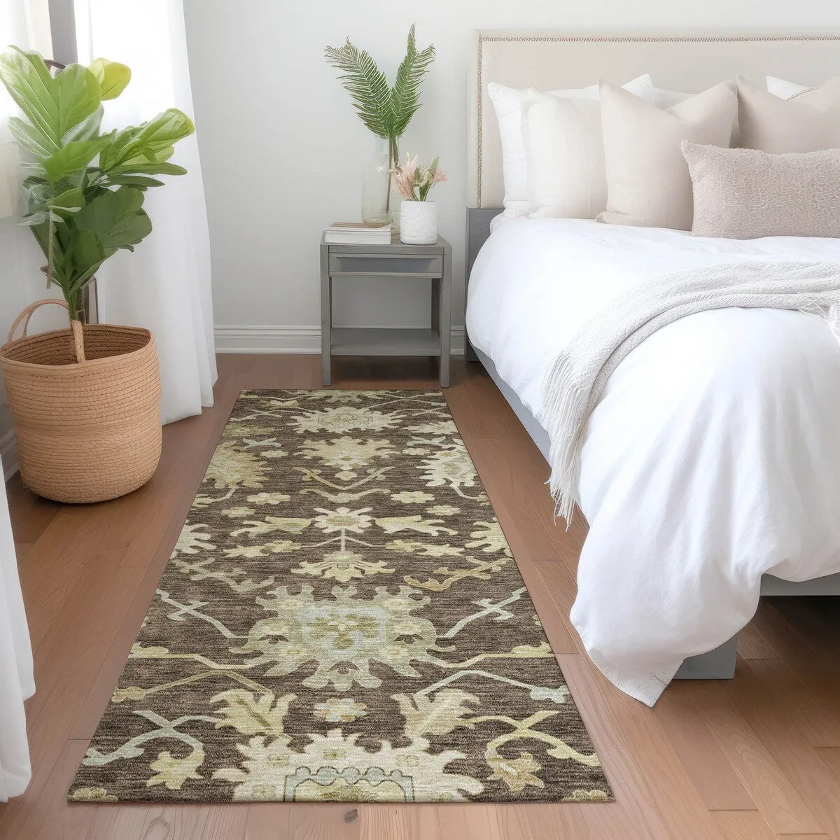 Machine Washable Indoor/ Outdoor Traditional Casual Chantille Rug
