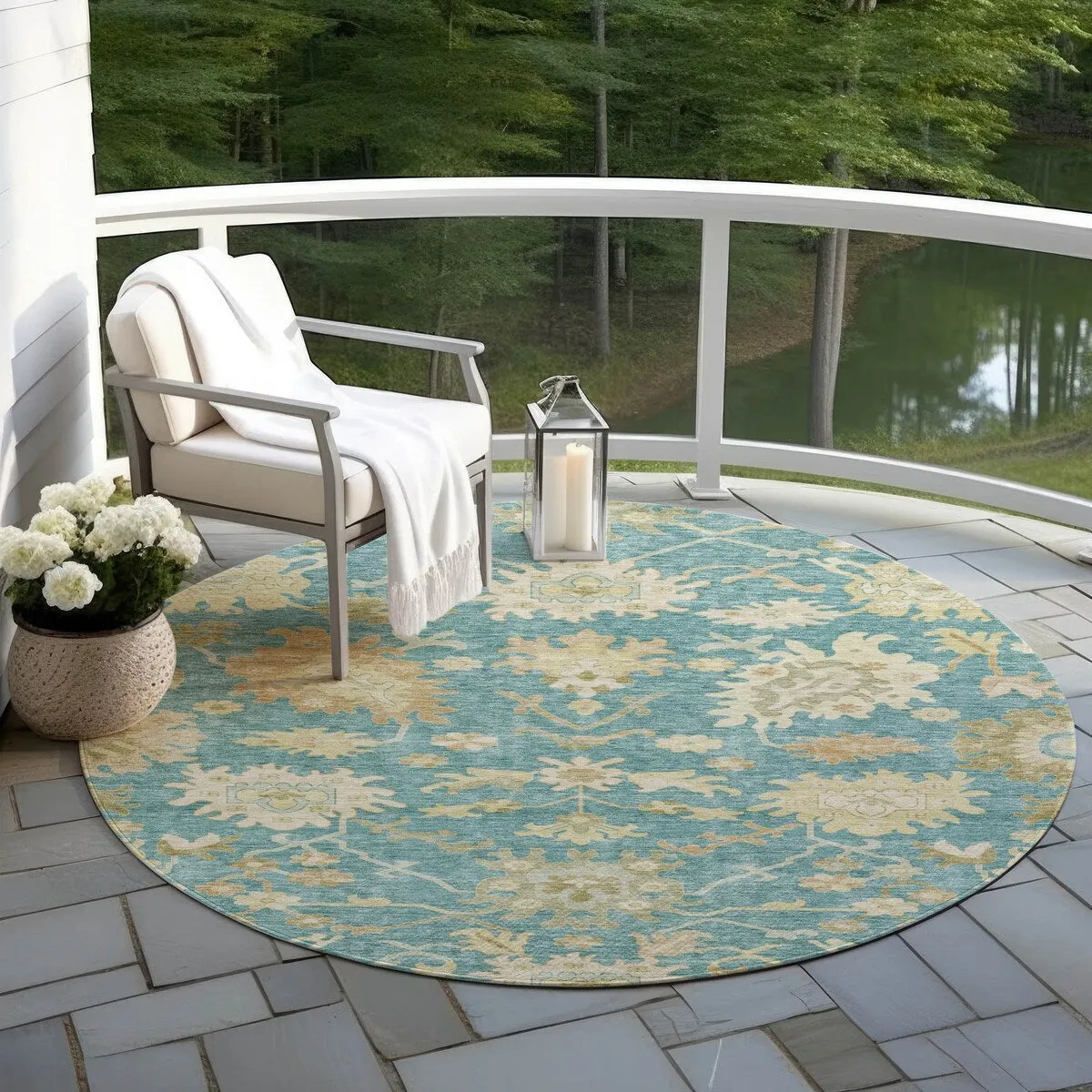 Machine Washable Indoor/ Outdoor Traditional Casual Chantille Rug