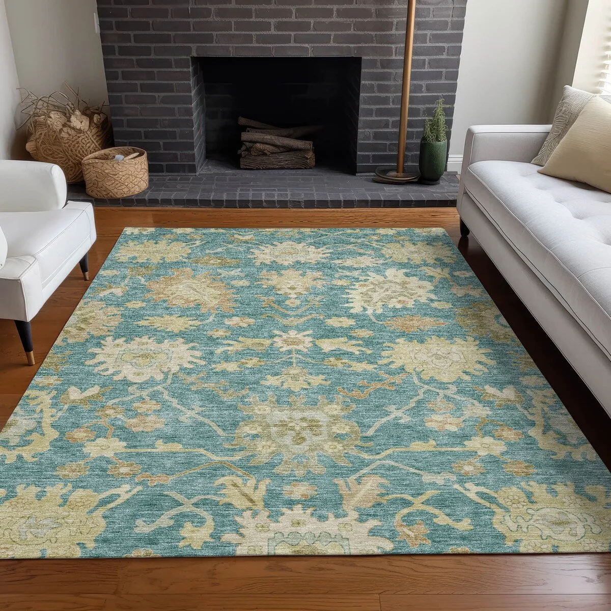 Machine Washable Indoor/ Outdoor Traditional Casual Chantille Rug