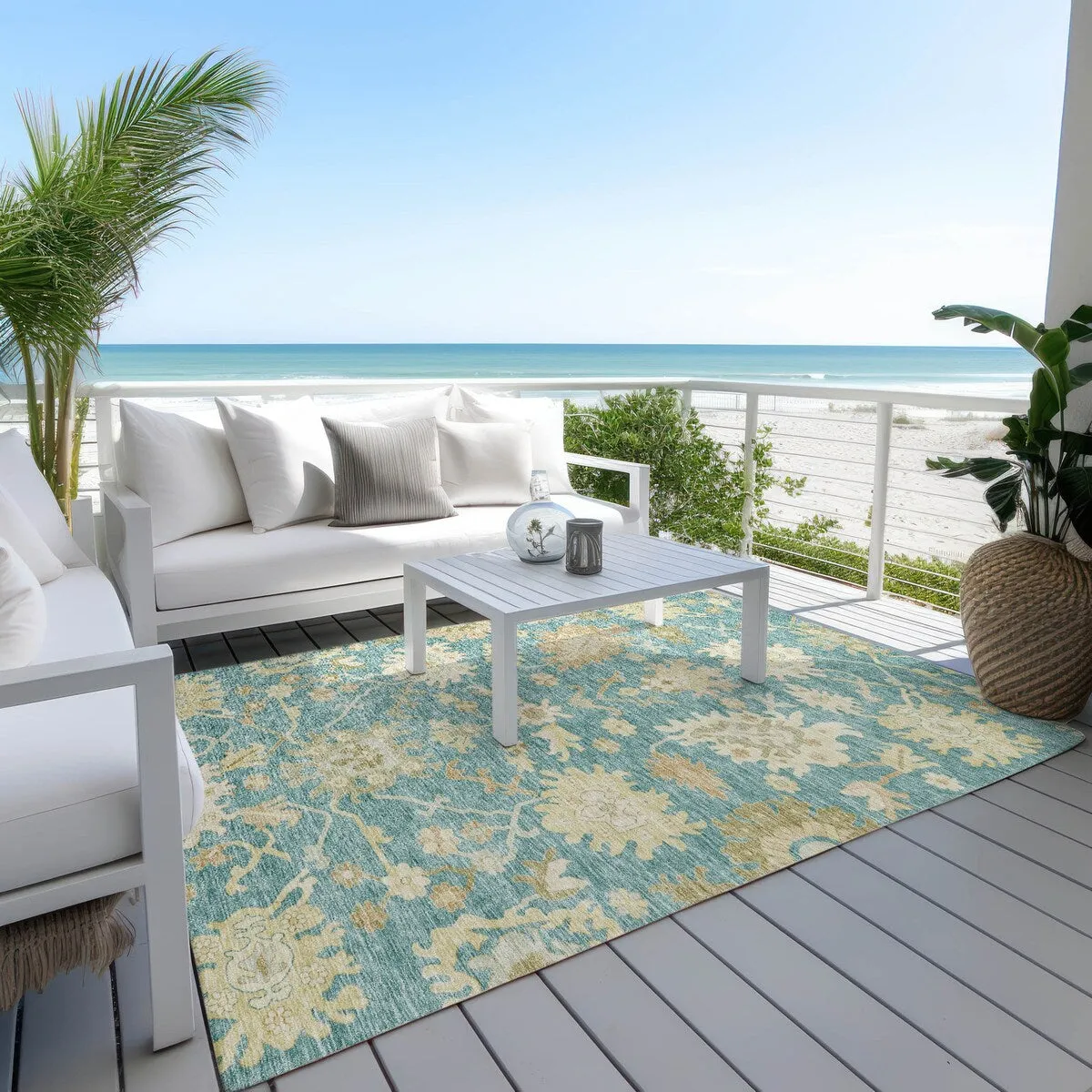 Machine Washable Indoor/ Outdoor Traditional Casual Chantille Rug