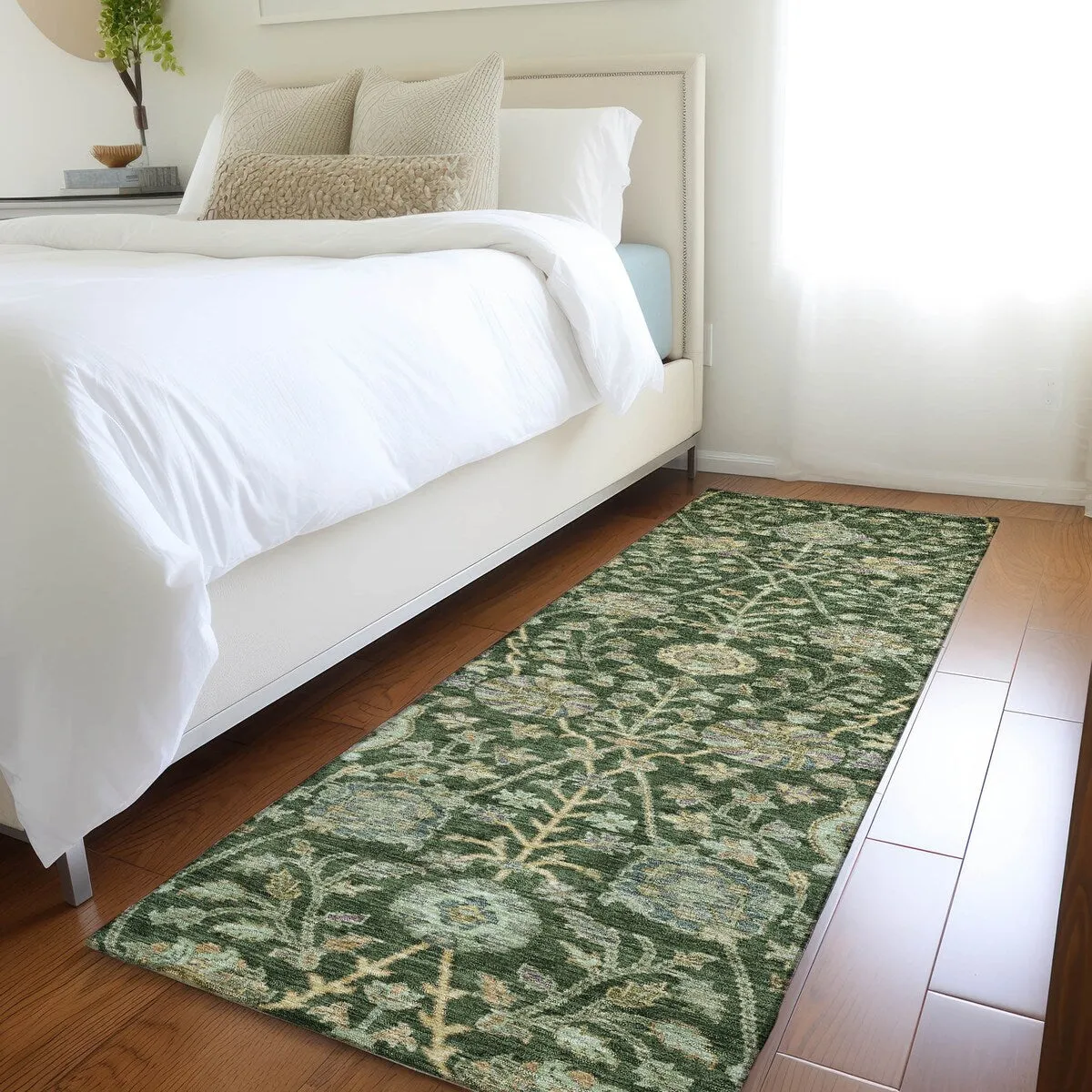 Machine Washable Indoor/ Outdoor Traditional Kashan Chantille Rug