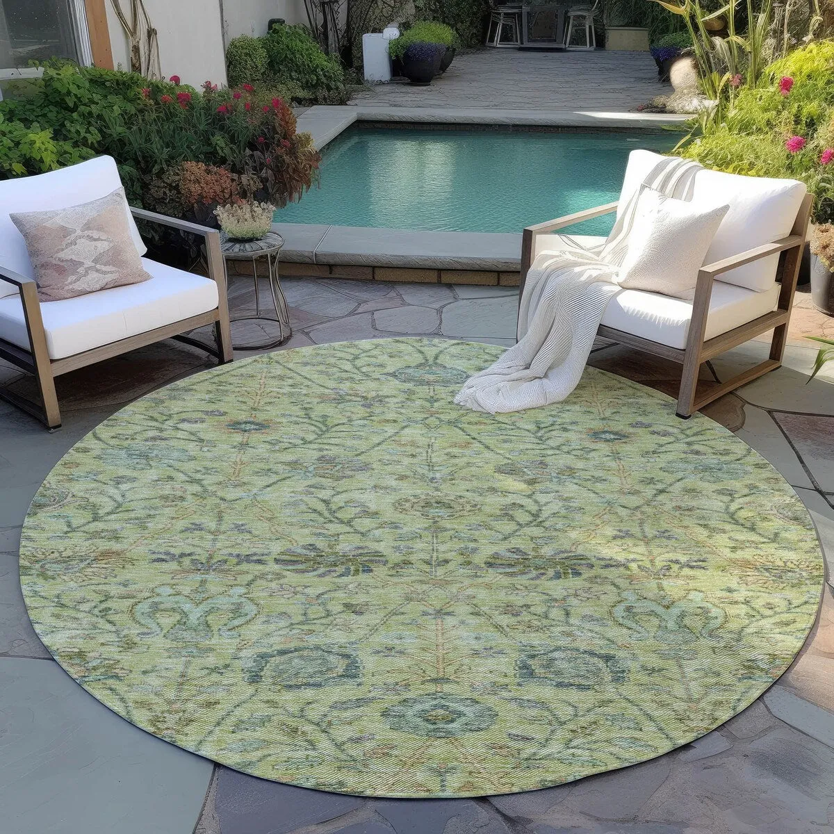 Machine Washable Indoor/ Outdoor Traditional Kashan Chantille Rug