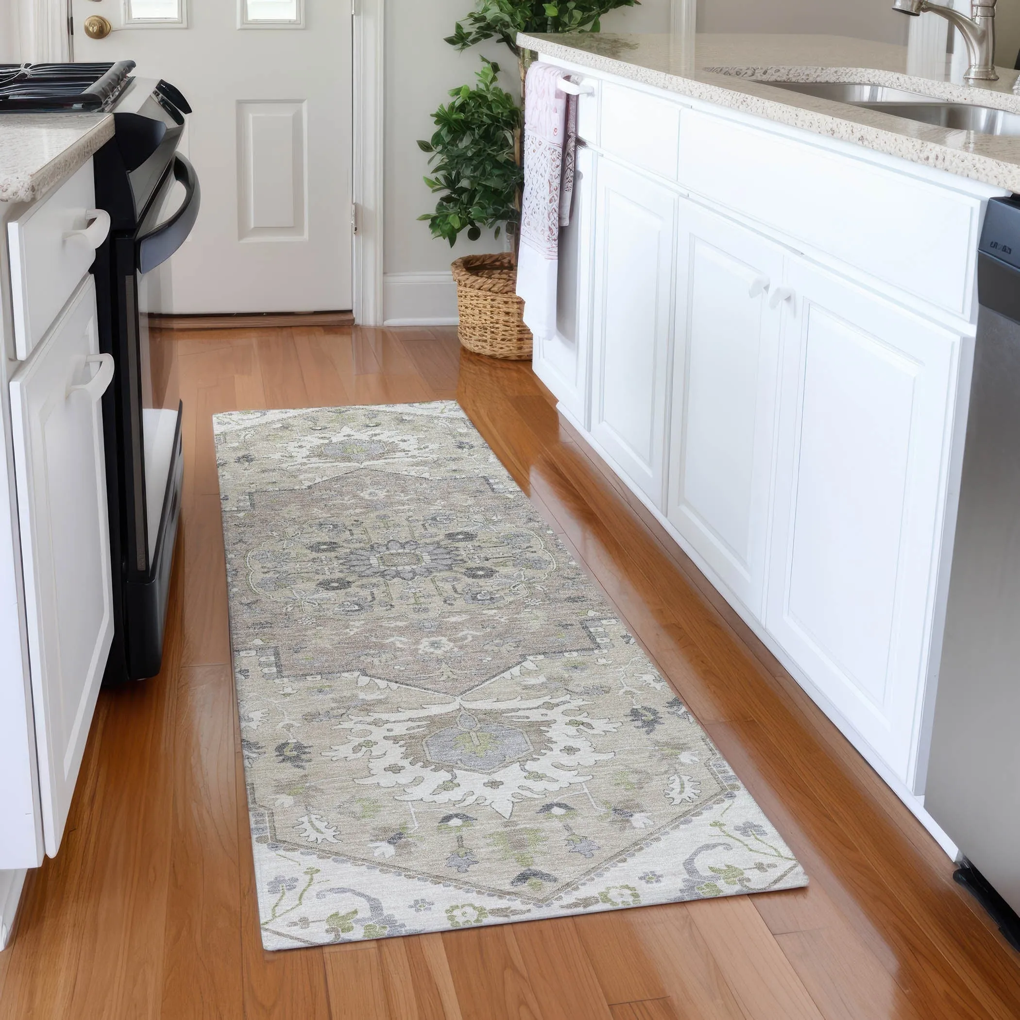 Machine Washable Indoor/ Outdoor Traditional Medallion Chantille Rug