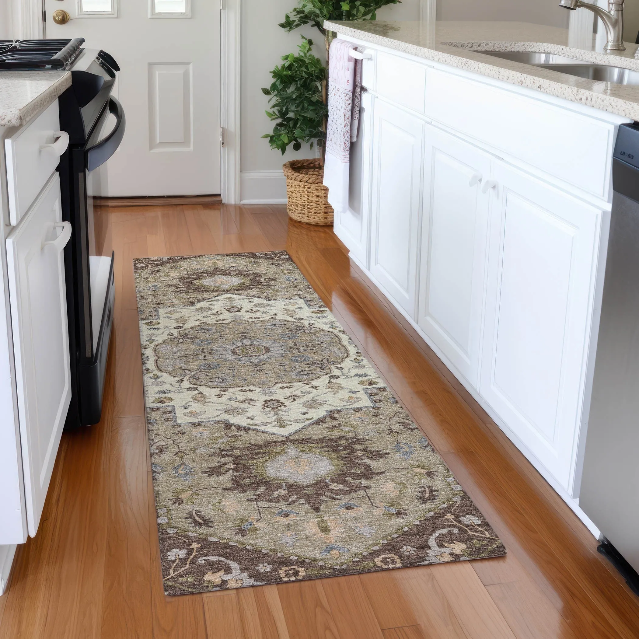 Machine Washable Indoor/ Outdoor Traditional Medallion Chantille Rug