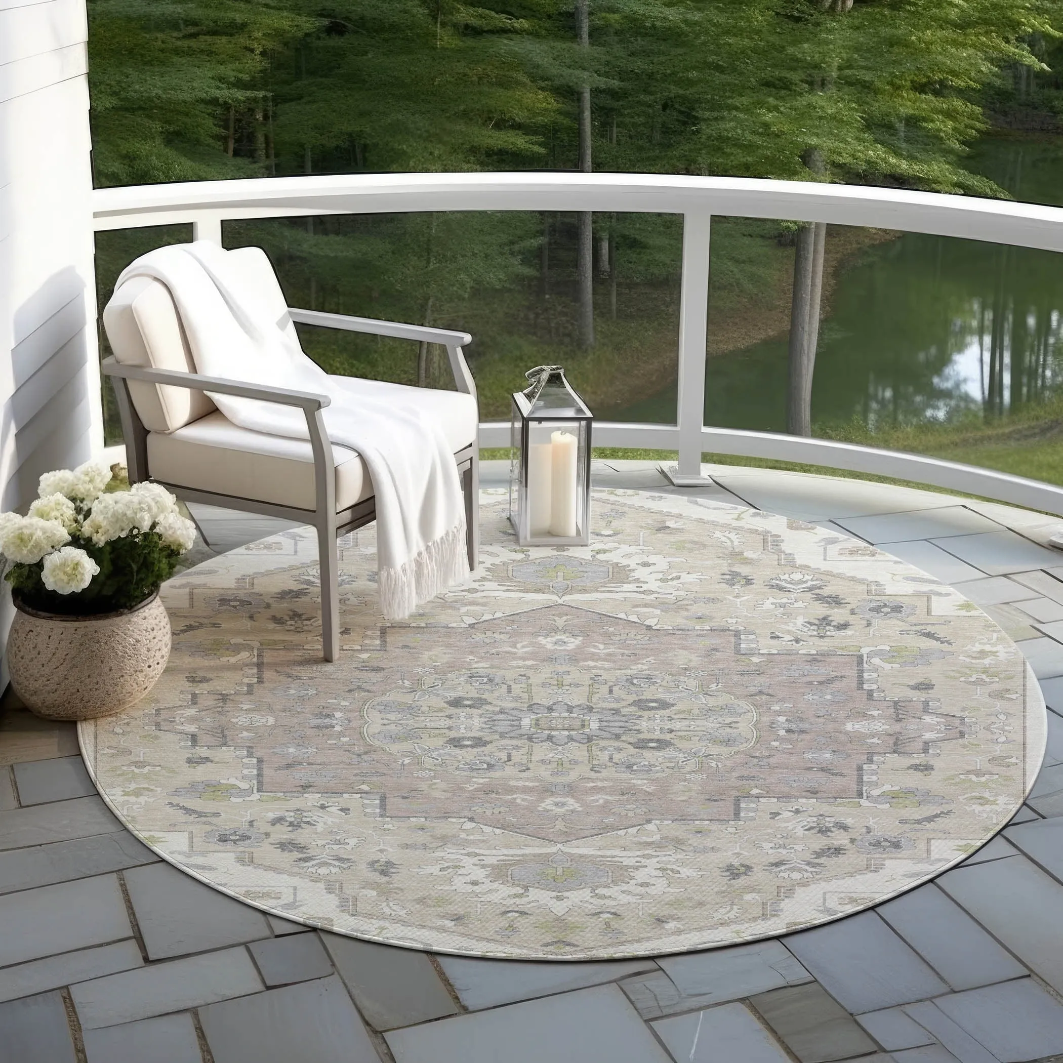 Machine Washable Indoor/ Outdoor Traditional Medallion Chantille Rug