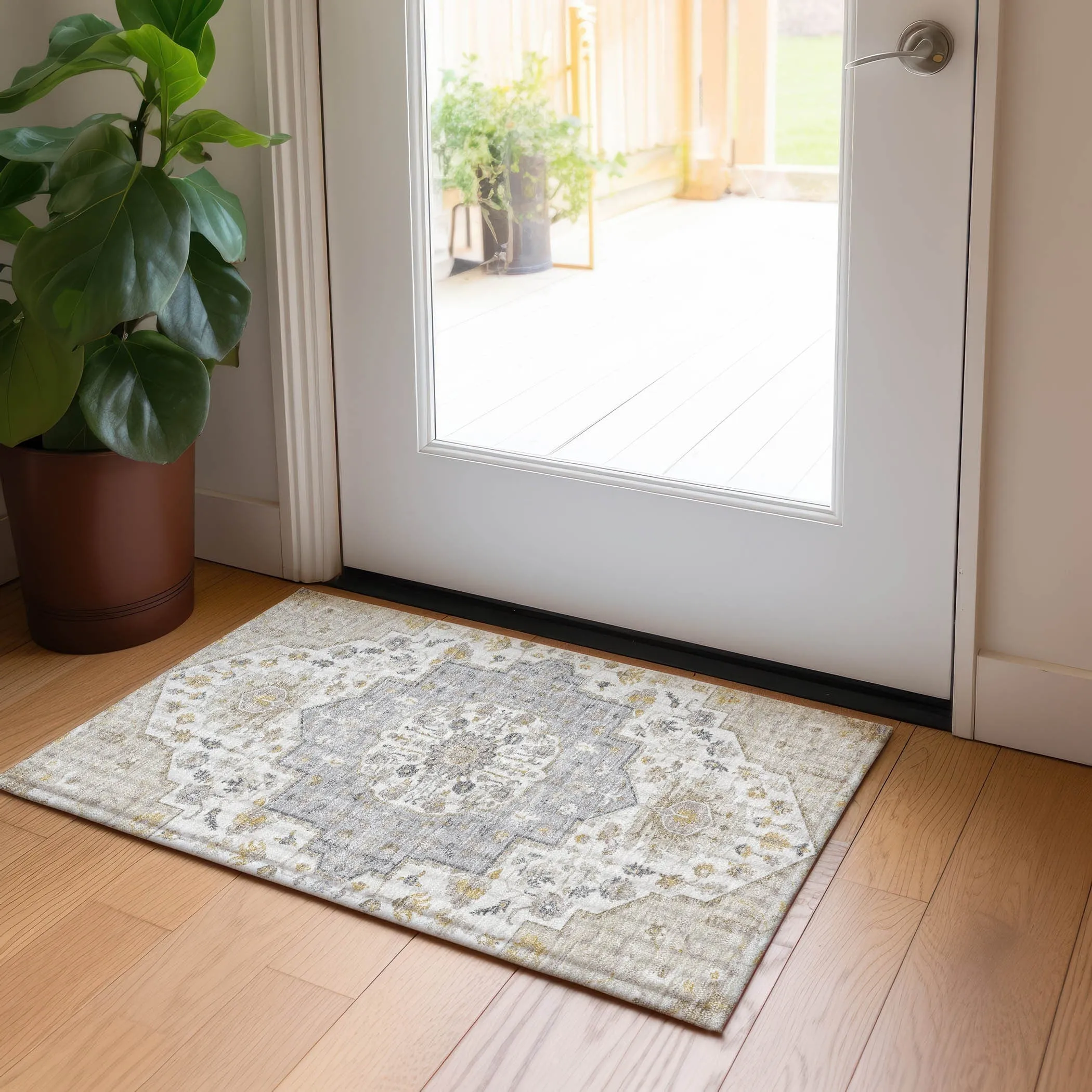 Machine Washable Indoor/ Outdoor Traditional Medallion Chantille Rug
