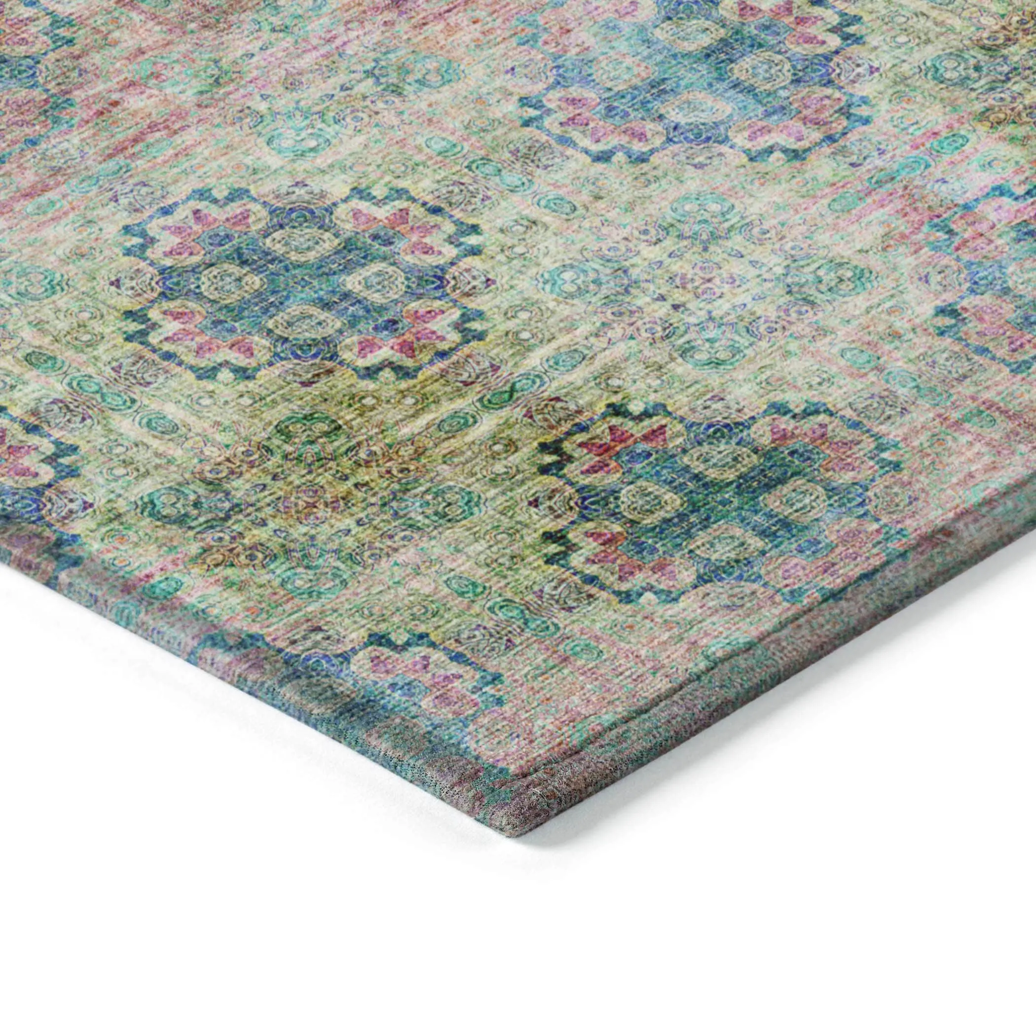 Machine Washable Indoor/ Outdoor Vintage Medallions Chantille Rug