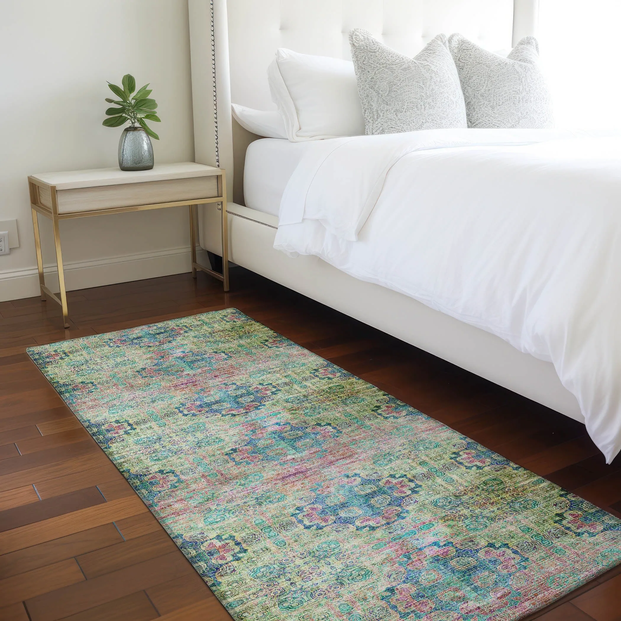 Machine Washable Indoor/ Outdoor Vintage Medallions Chantille Rug
