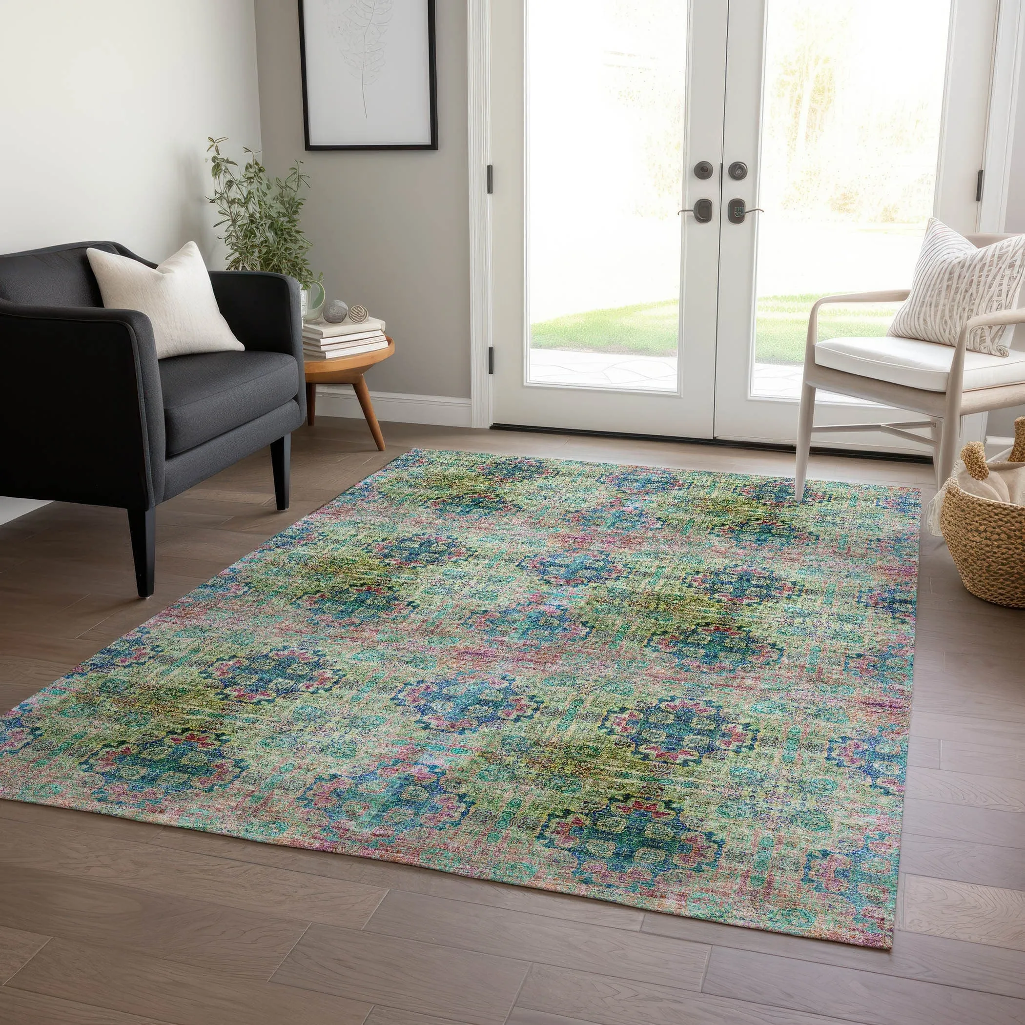 Machine Washable Indoor/ Outdoor Vintage Medallions Chantille Rug