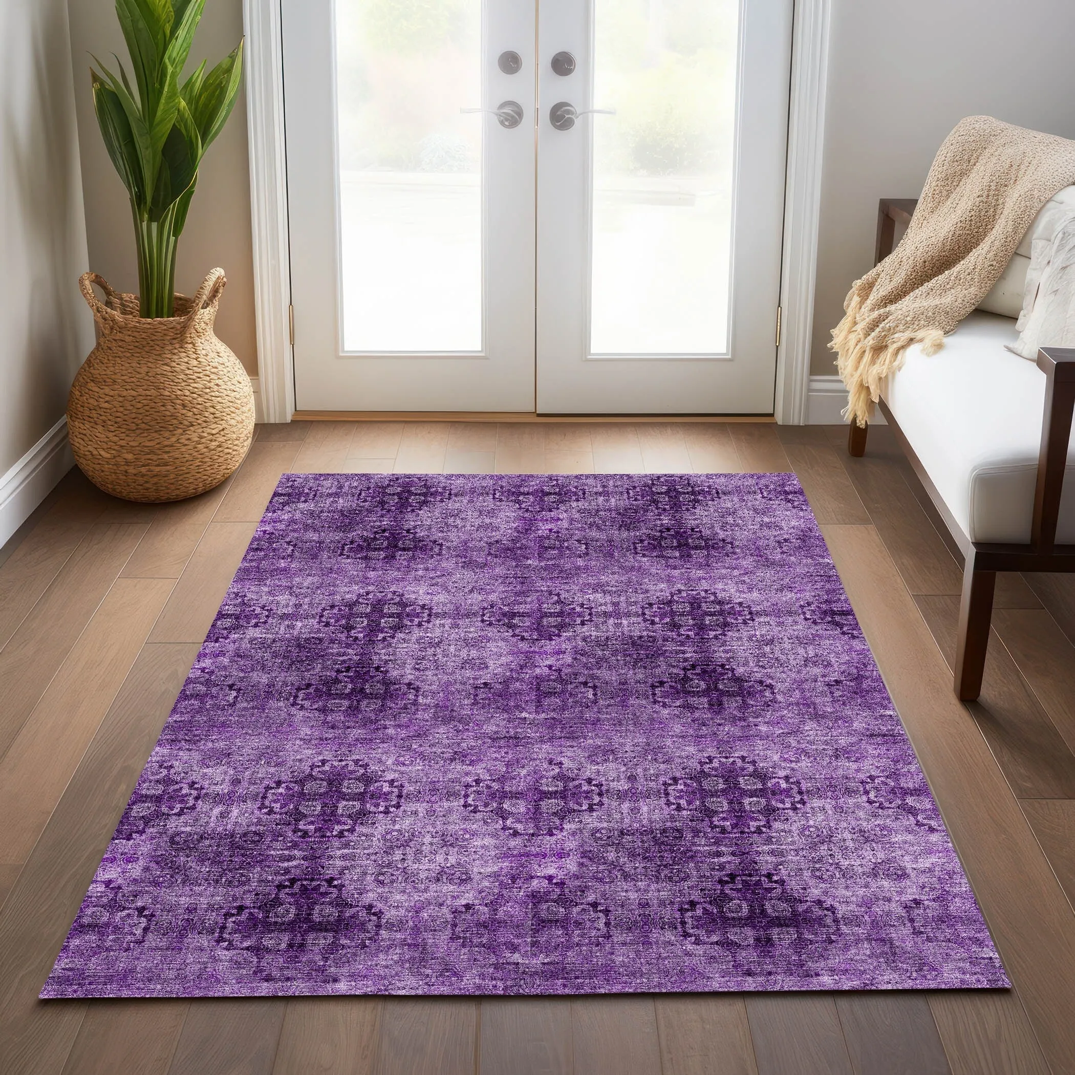 Machine Washable Indoor/ Outdoor Vintage Medallions Chantille Rug