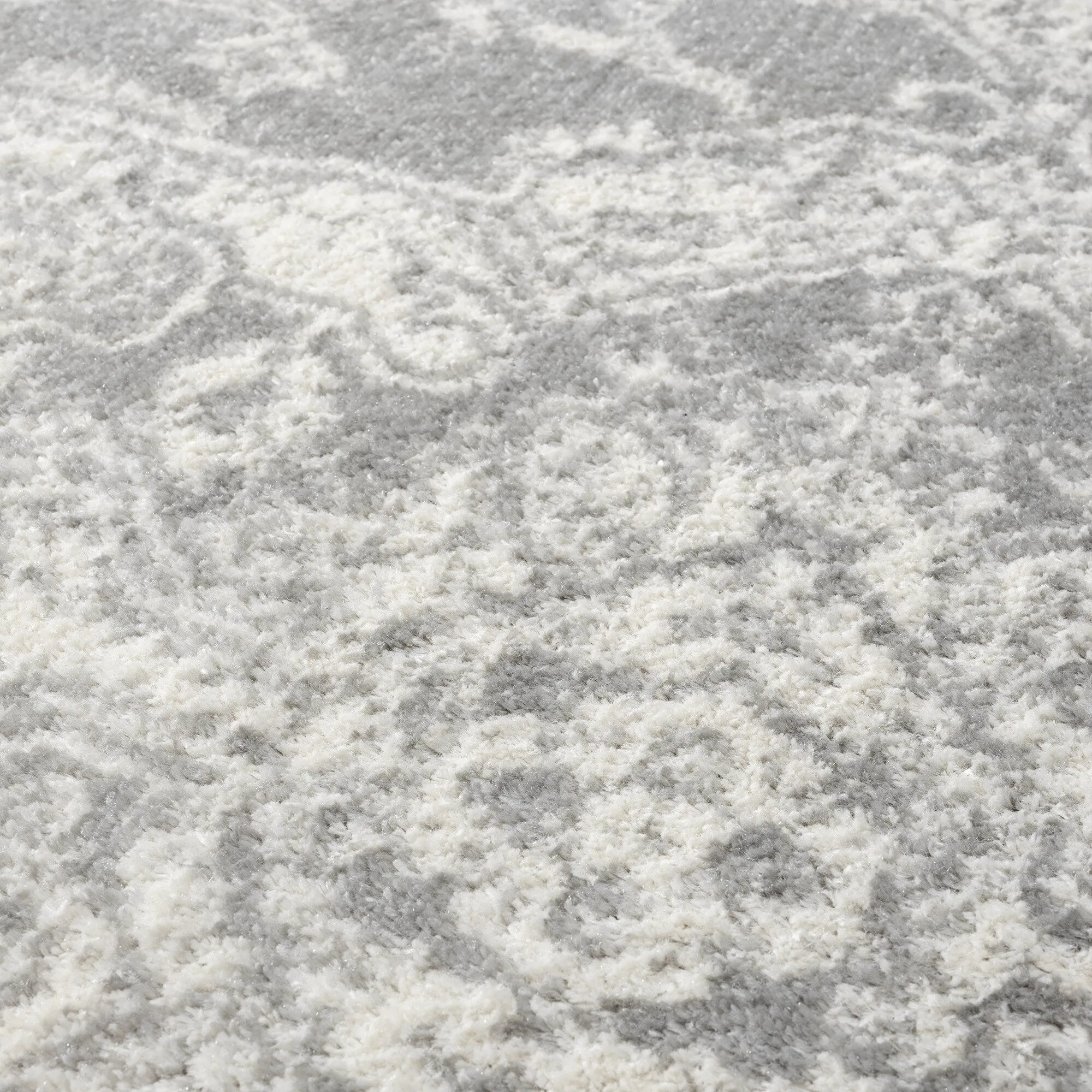 Madison Park Caroline Distressed Medallion Woven Area Rug