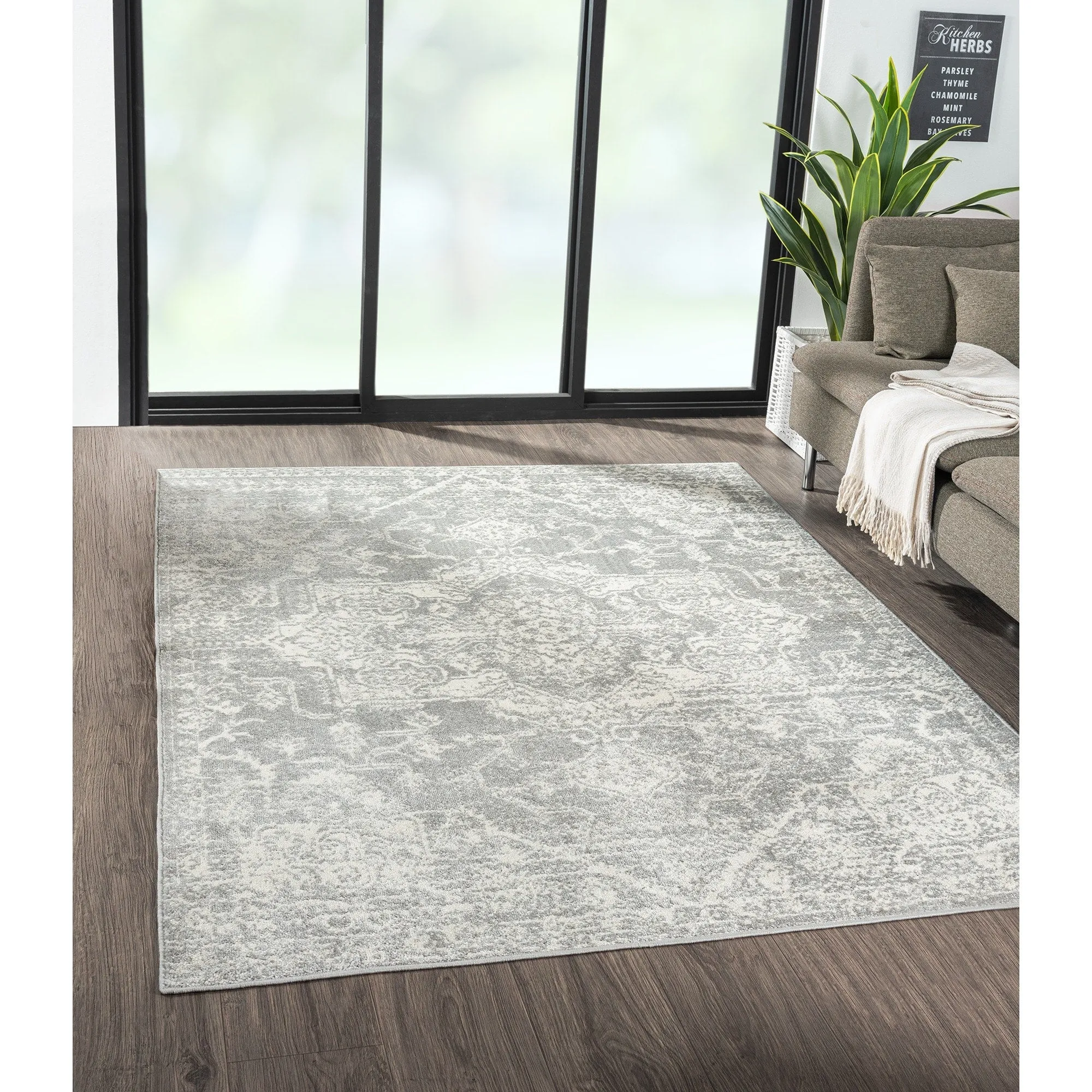 Madison Park Caroline Distressed Medallion Woven Area Rug