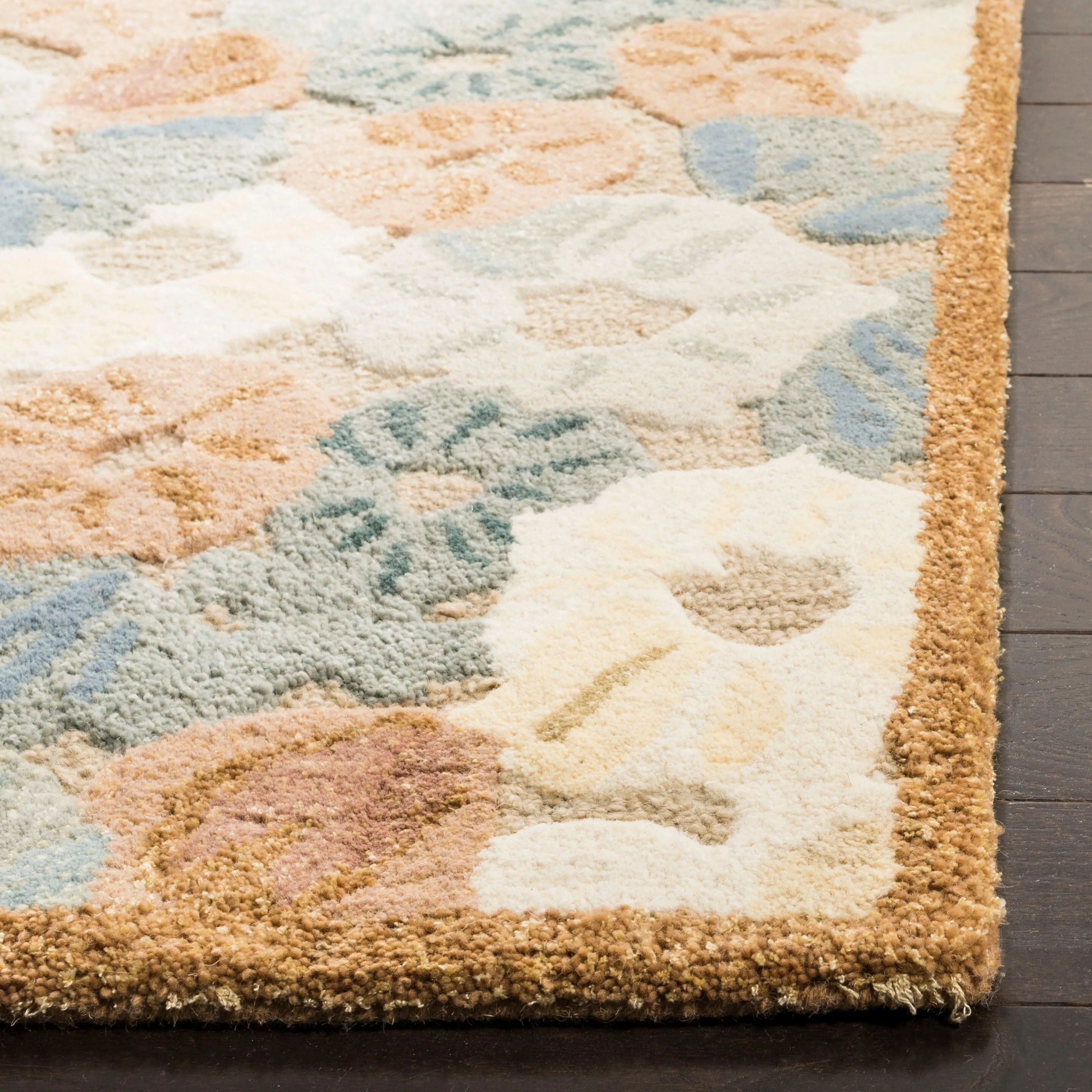 Martha Stewart by SAFAVIEH Poppy Field Wool/ Viscose Rug