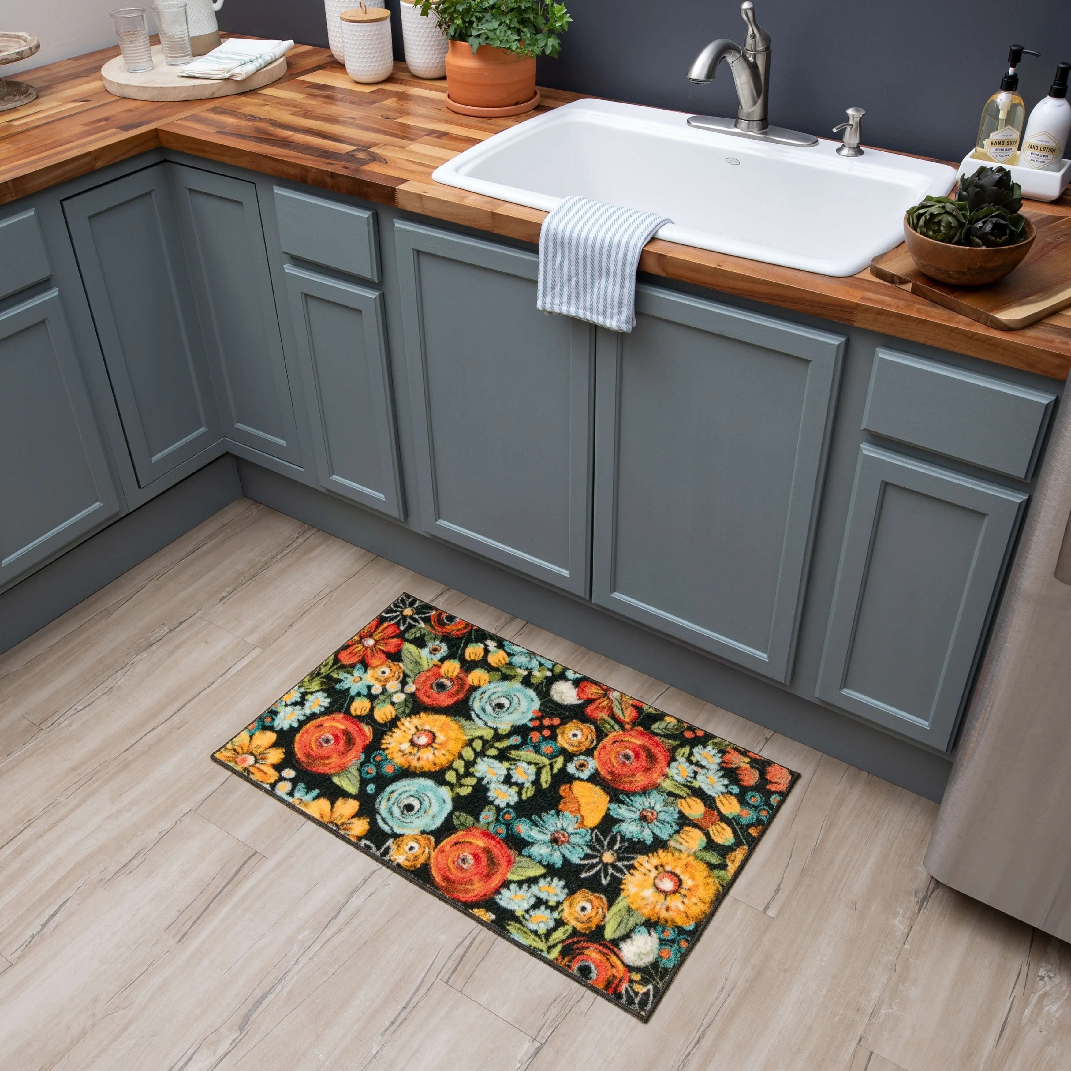 Mohawk Home Chalkboard Flower Accent Kitchen Mat