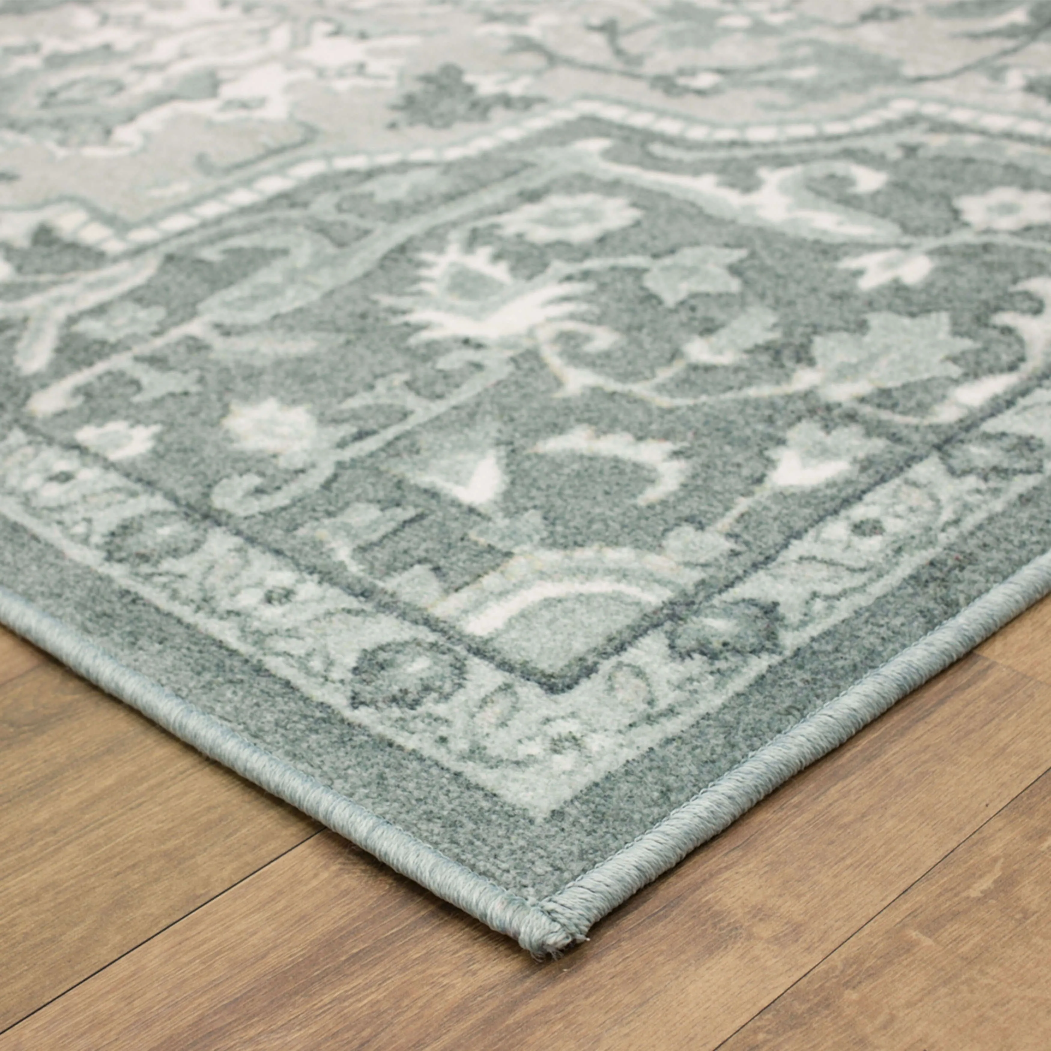 Mohawk Home Emiko Traditional Ornamental Medallion Area Rug