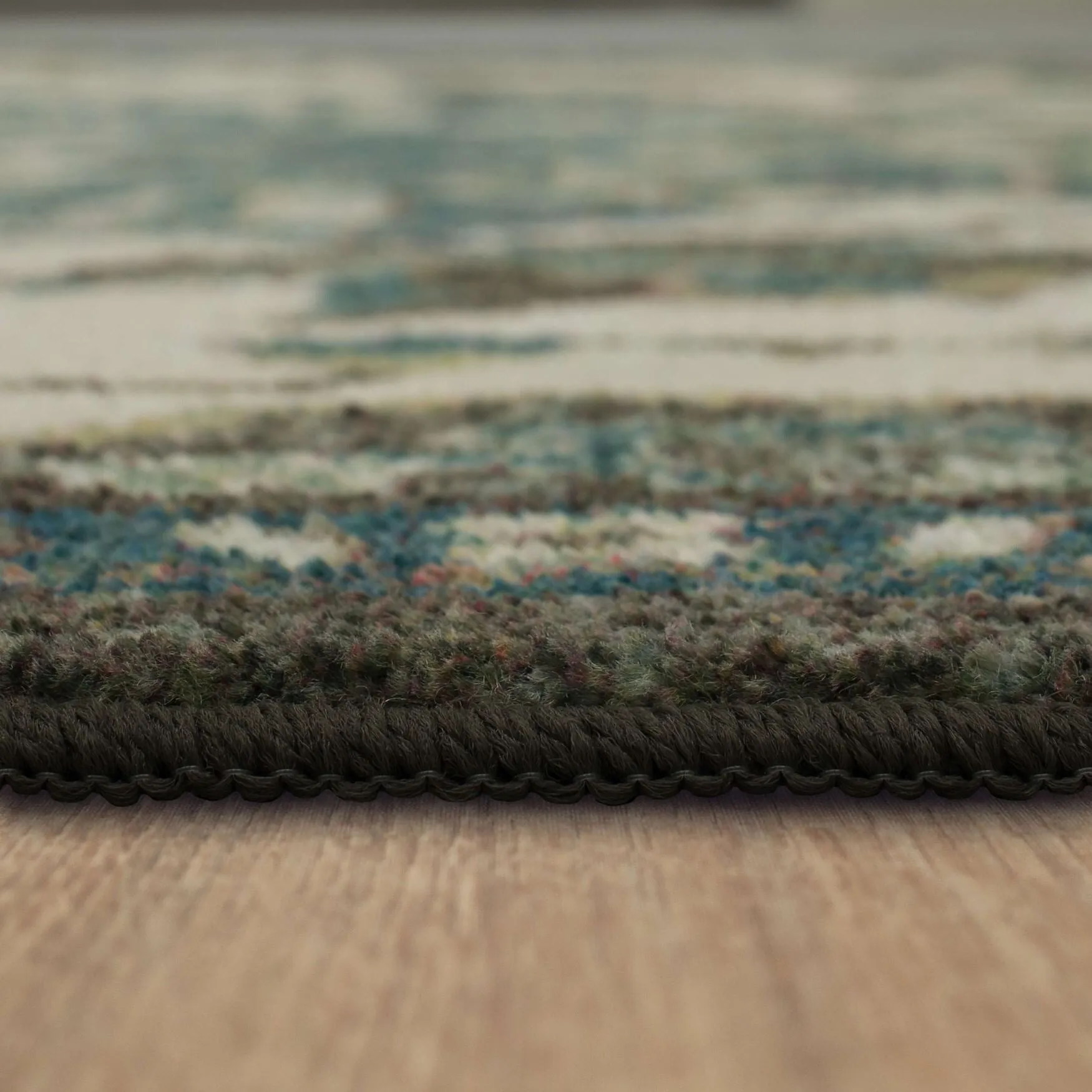 Mohawk Home Emiko Traditional Ornamental Medallion Area Rug