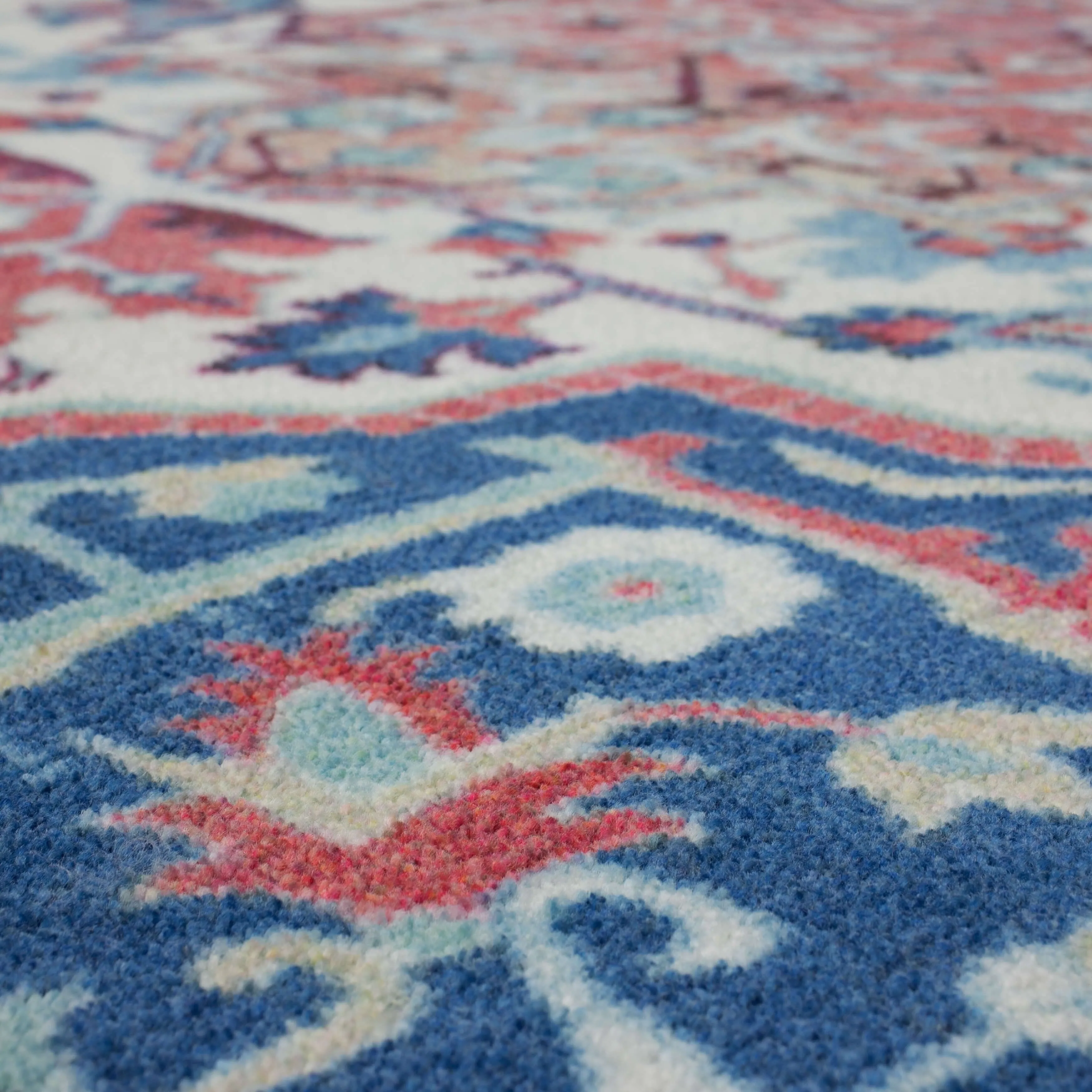 Mohawk Home Emiko Traditional Ornamental Medallion Area Rug