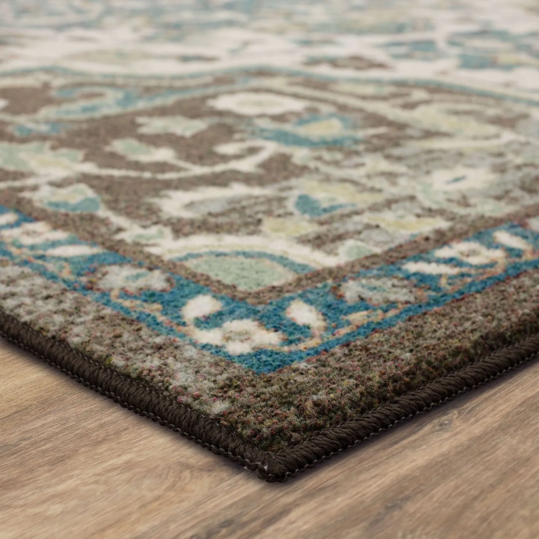 Mohawk Home Emiko Traditional Ornamental Medallion Area Rug