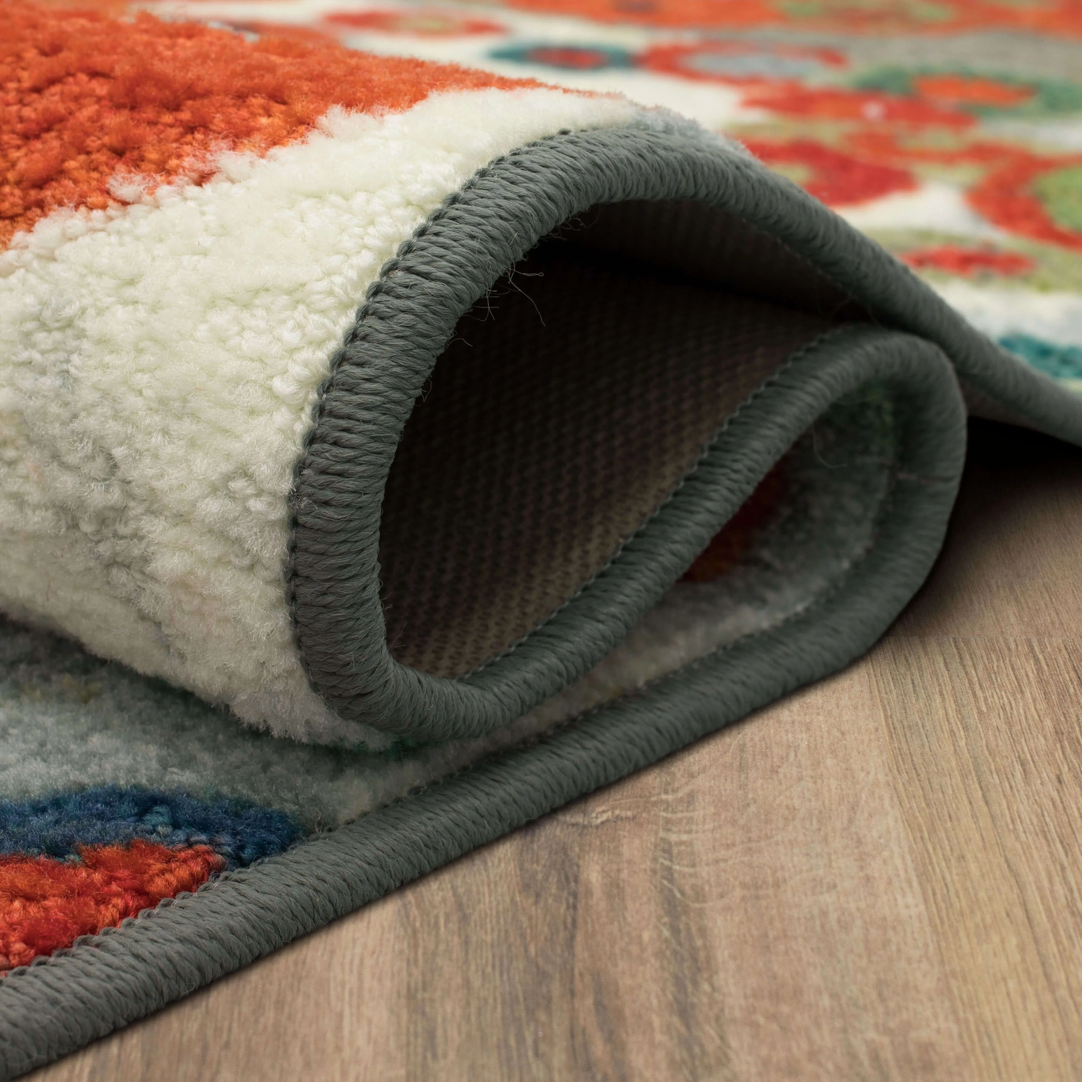 Mohawk Home Tossed Floral Area Rug
