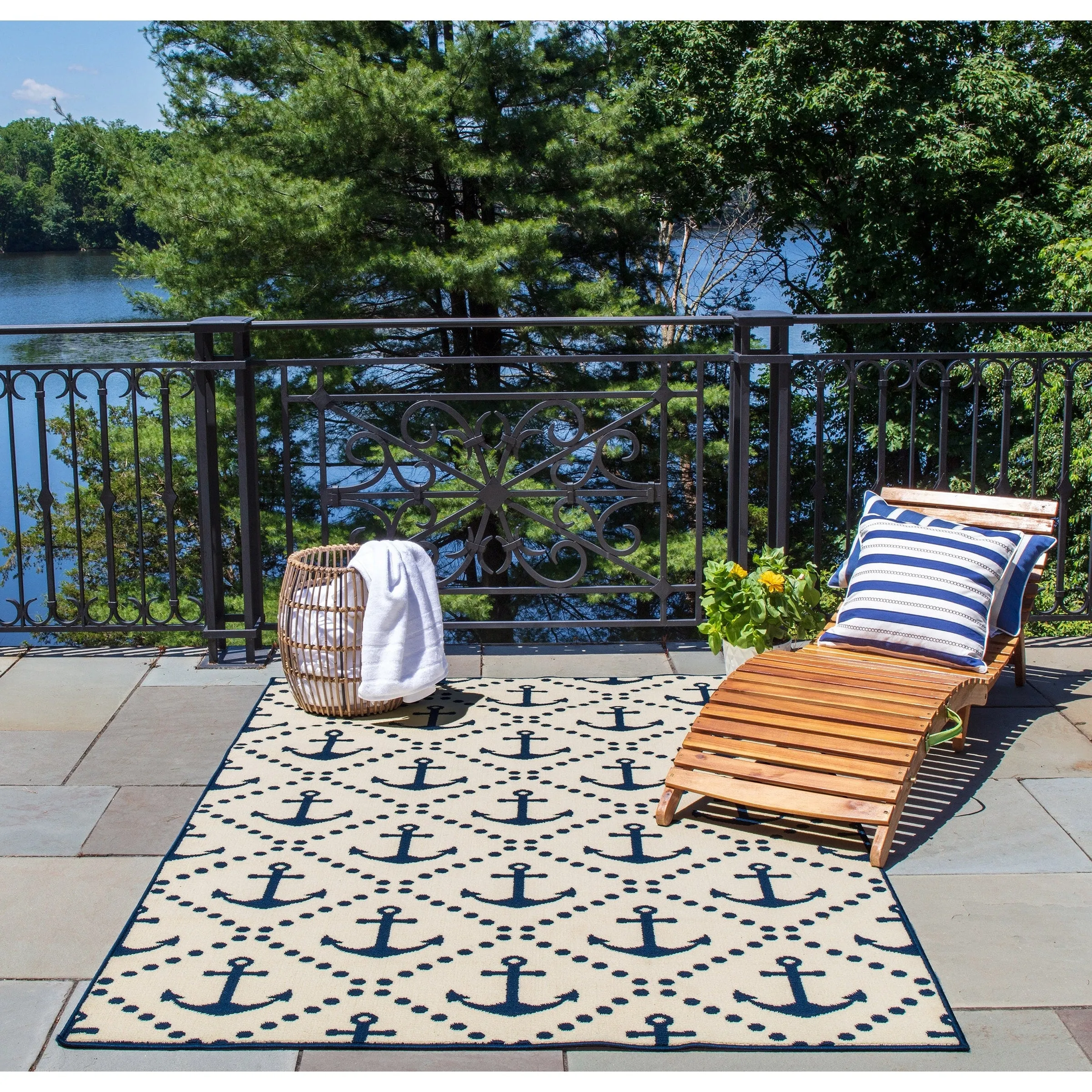Momeni Baja Anchors Indoor Outdoor Rug
