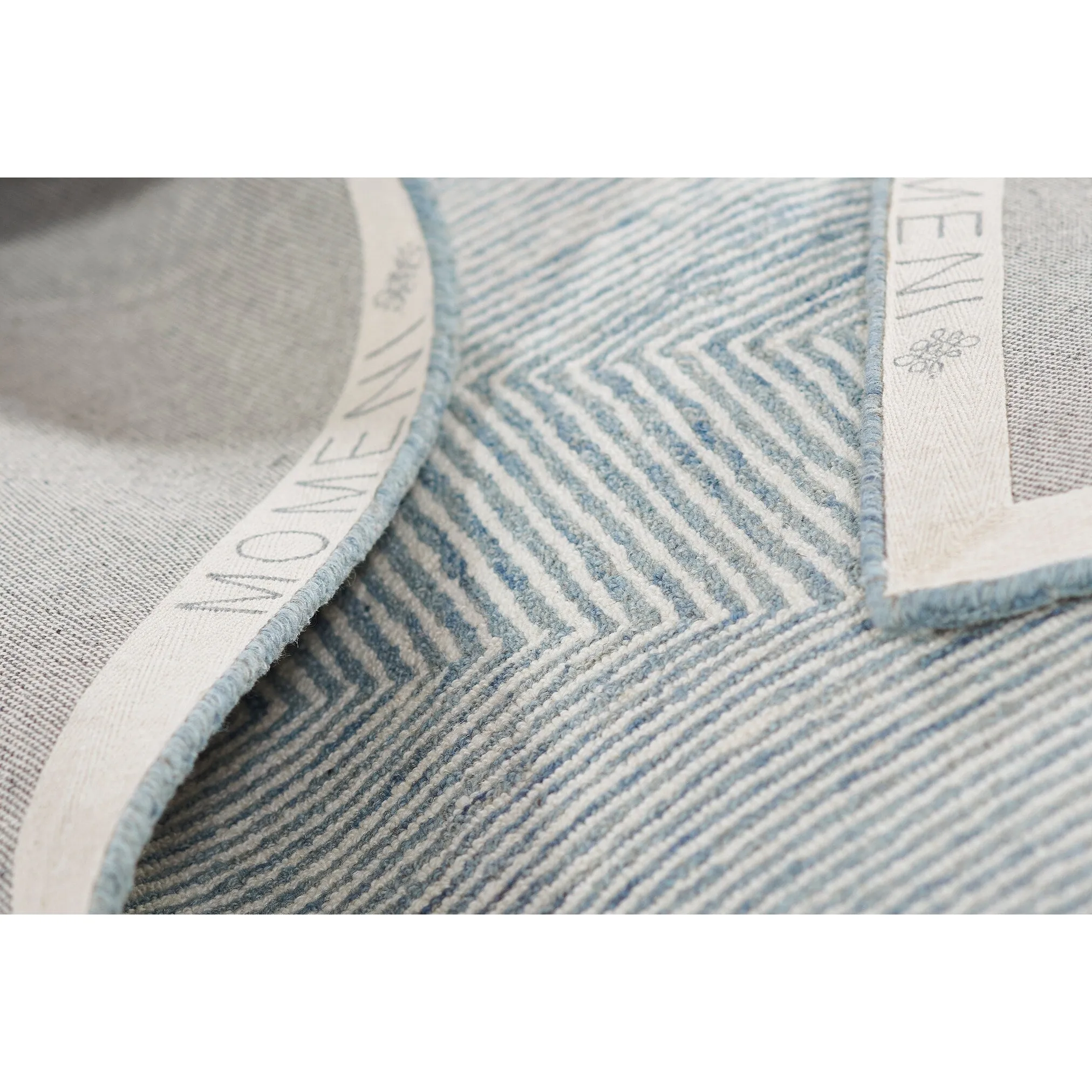 Momeni Charles Hand-tufted Wool Chevron Pattern Area Rug