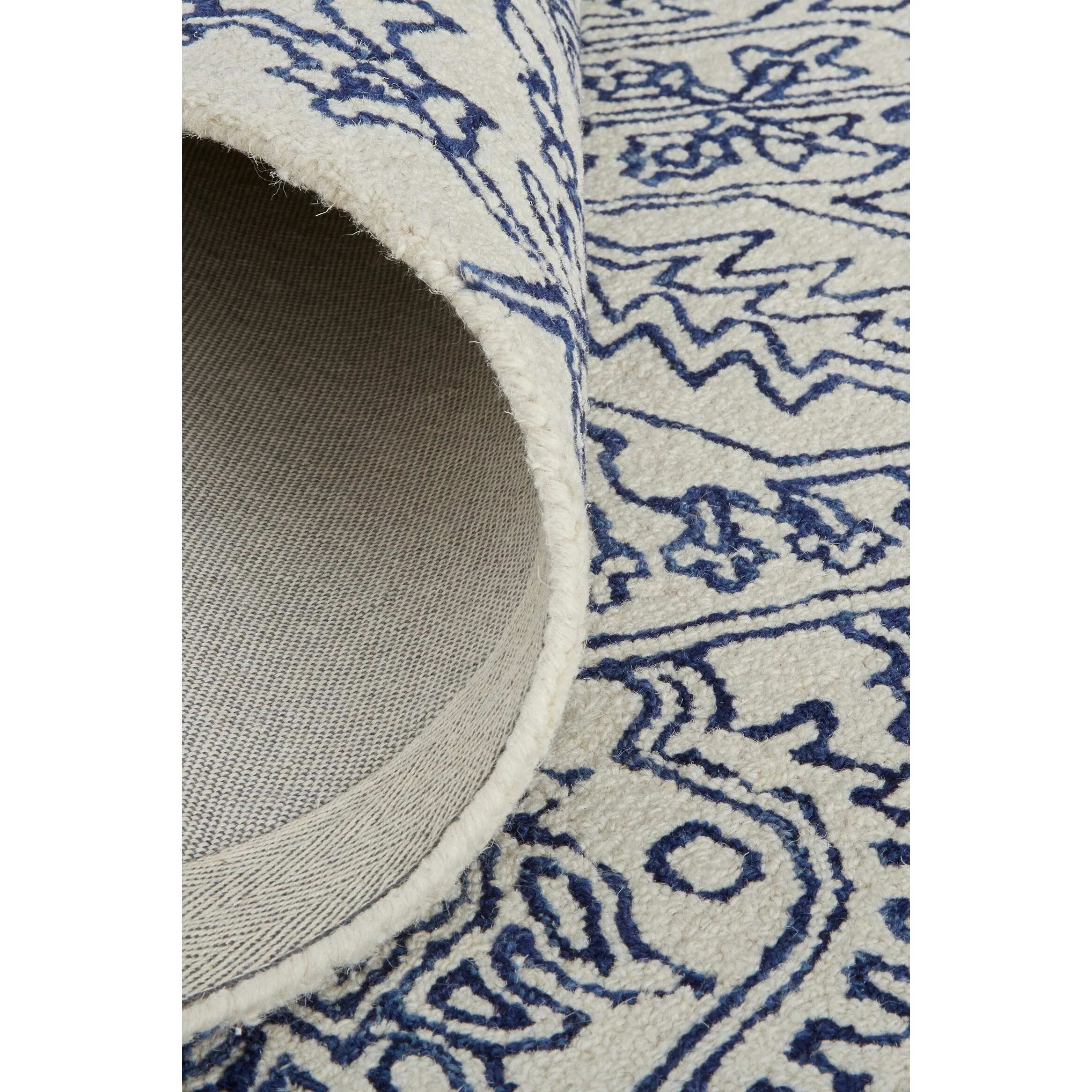 Natal R8778 Medallion Transitional Area Rug