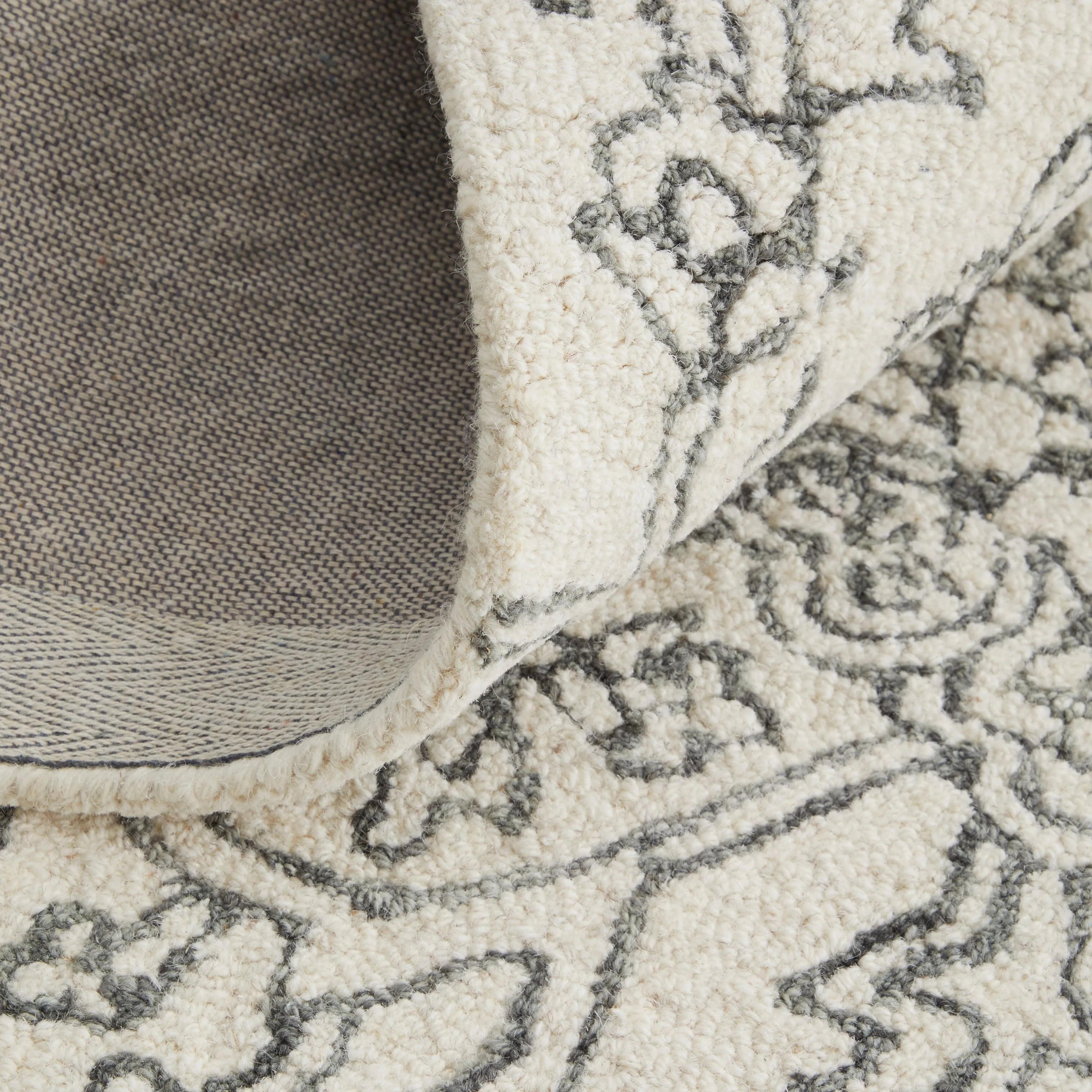 Natal R8778 Medallion Transitional Area Rug