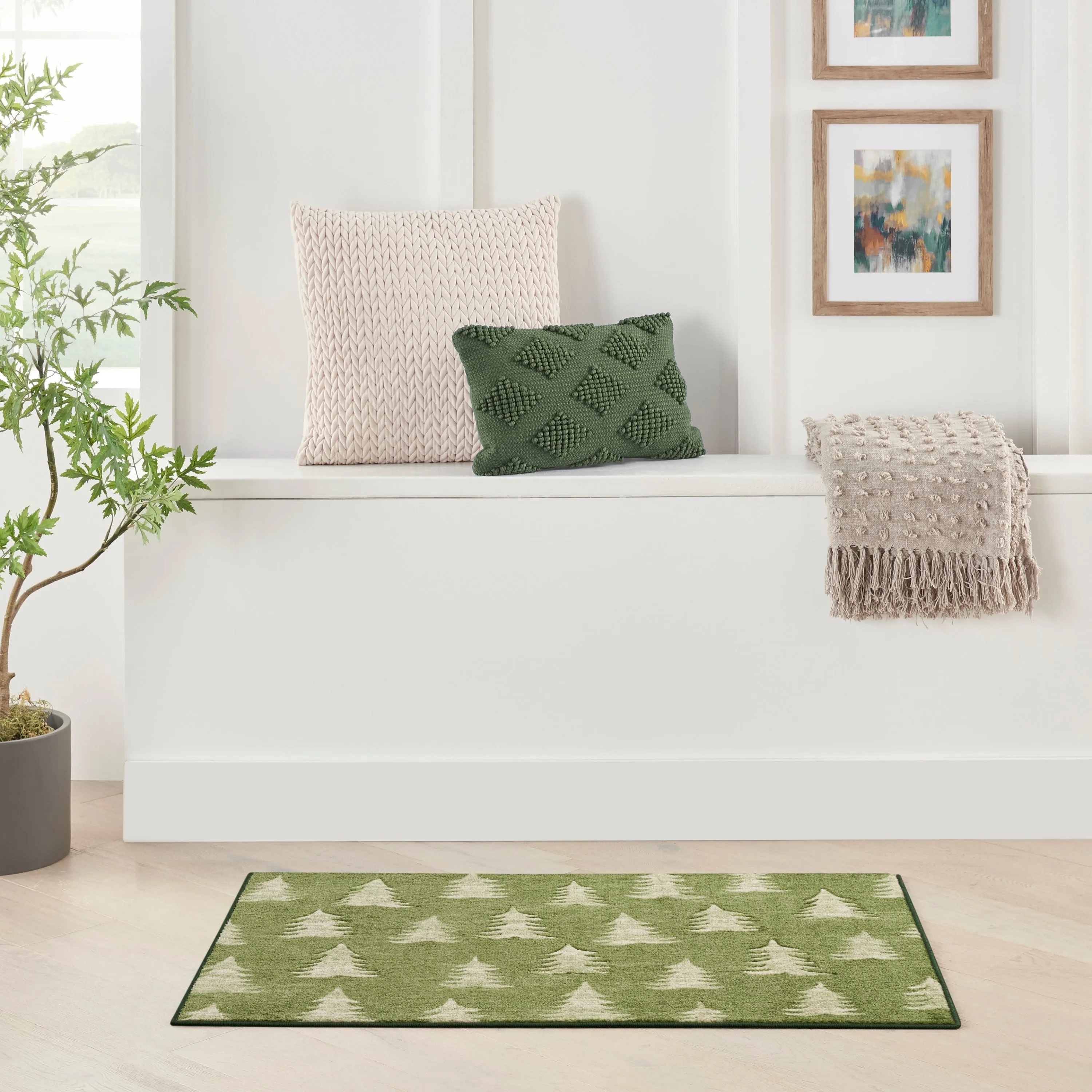 Nourison Accent Decor/Christmas Indoor Graphic Area Rug