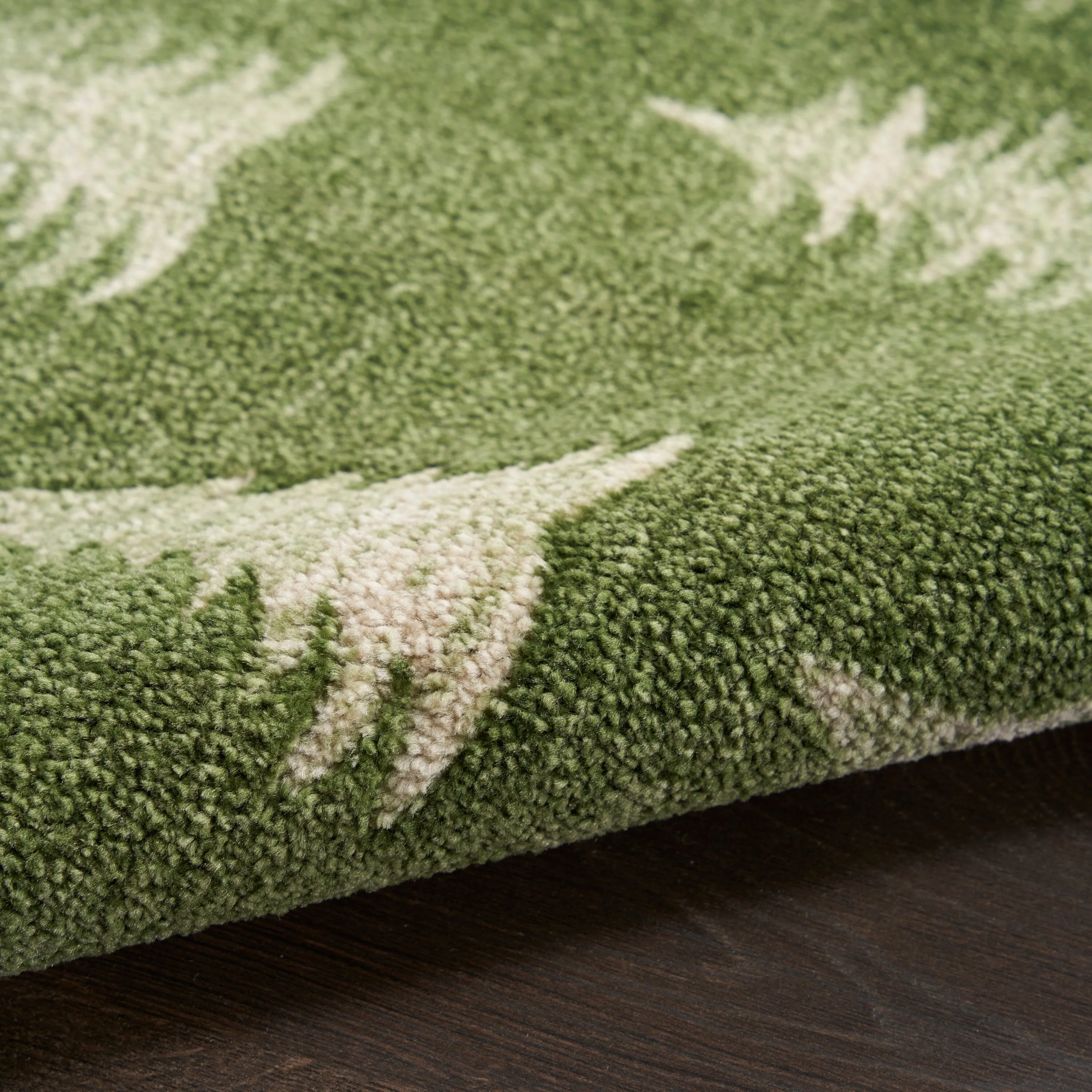 Nourison Accent Decor/Christmas Indoor Graphic Area Rug
