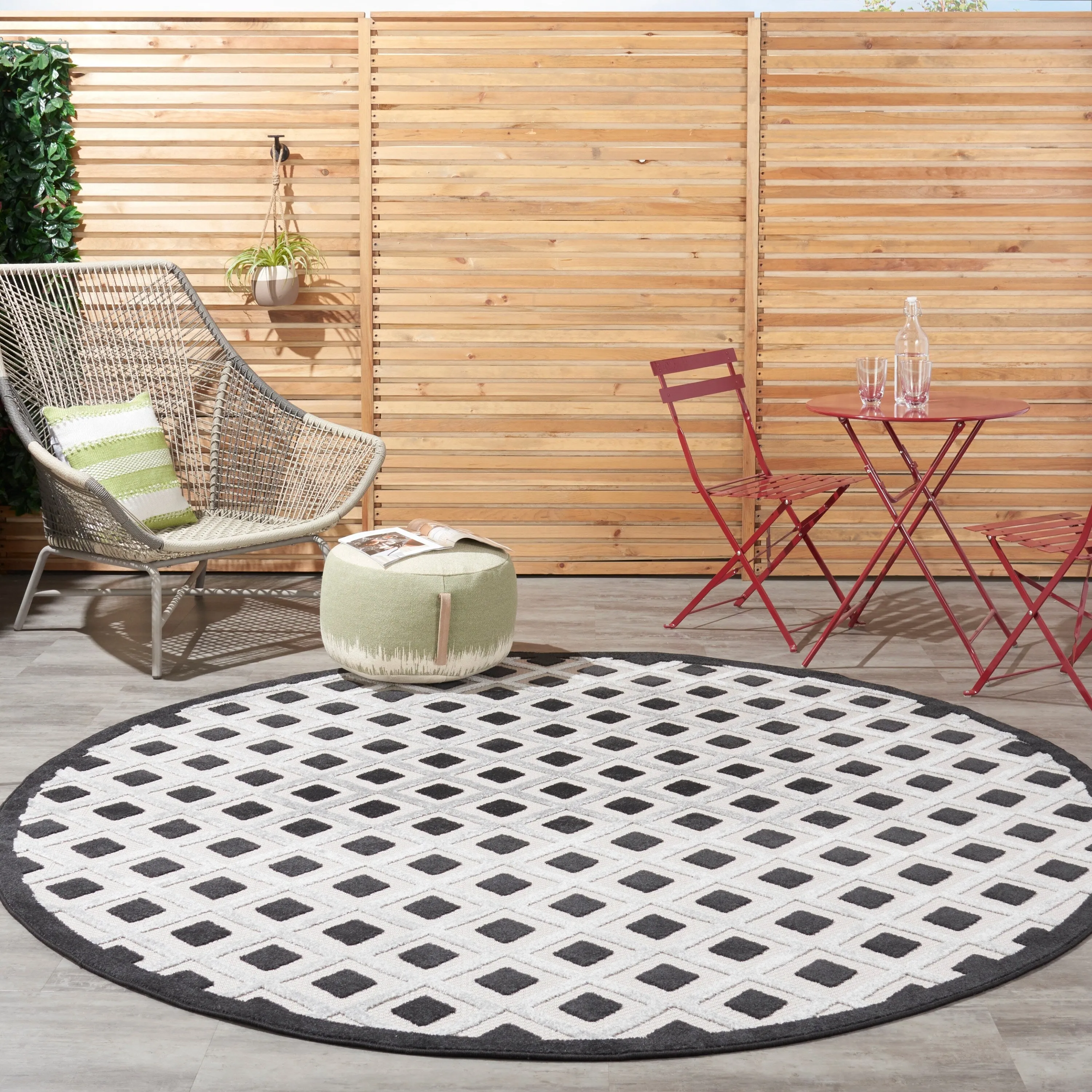 Nourison Aloha Indoor/Outdoor Modern Geometric Diamond Area Rug