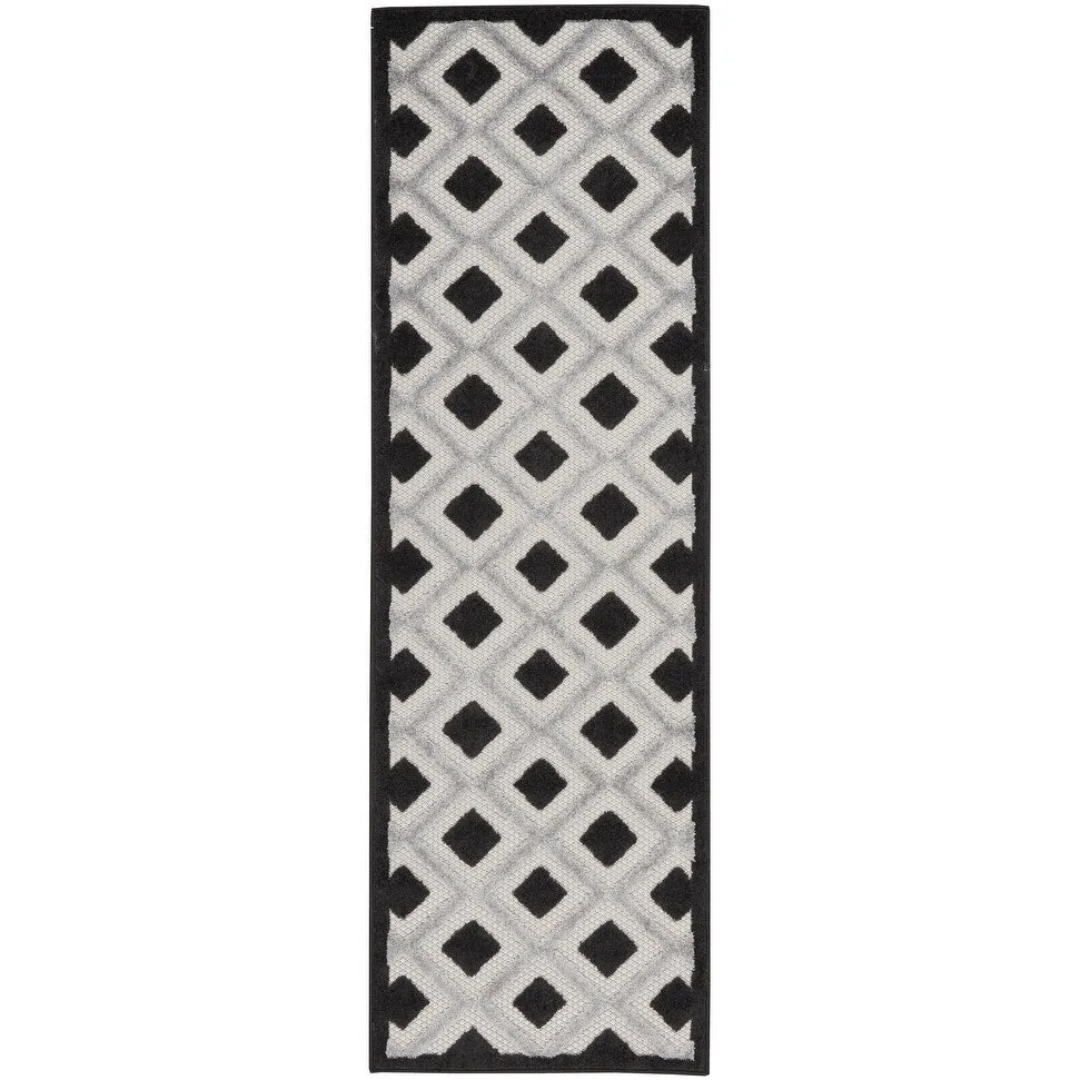Nourison Aloha Indoor/Outdoor Modern Geometric Diamond Area Rug